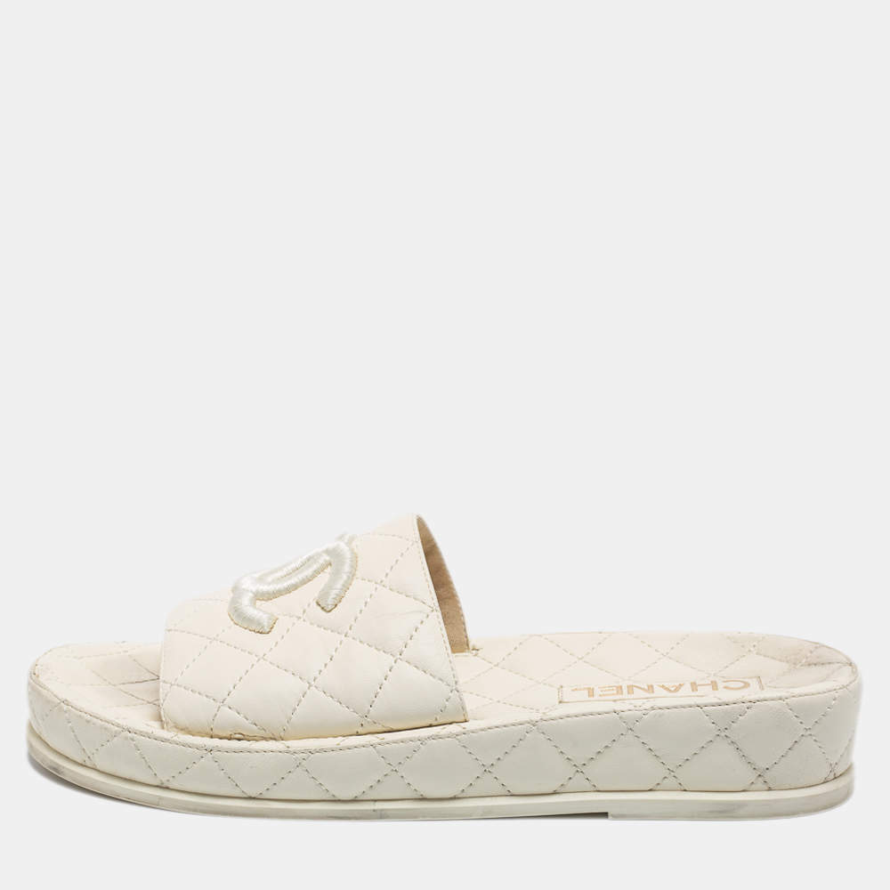 Chanel Lambskin Quilted CC Turnlock Sandals 39.5 Biege – MoMosCloset