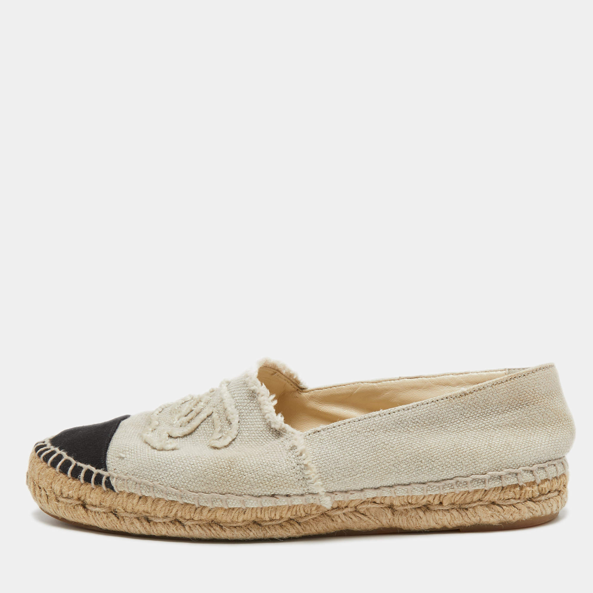 Chanel Beige/Black Canvas CC Espadrilles Flats Size 39