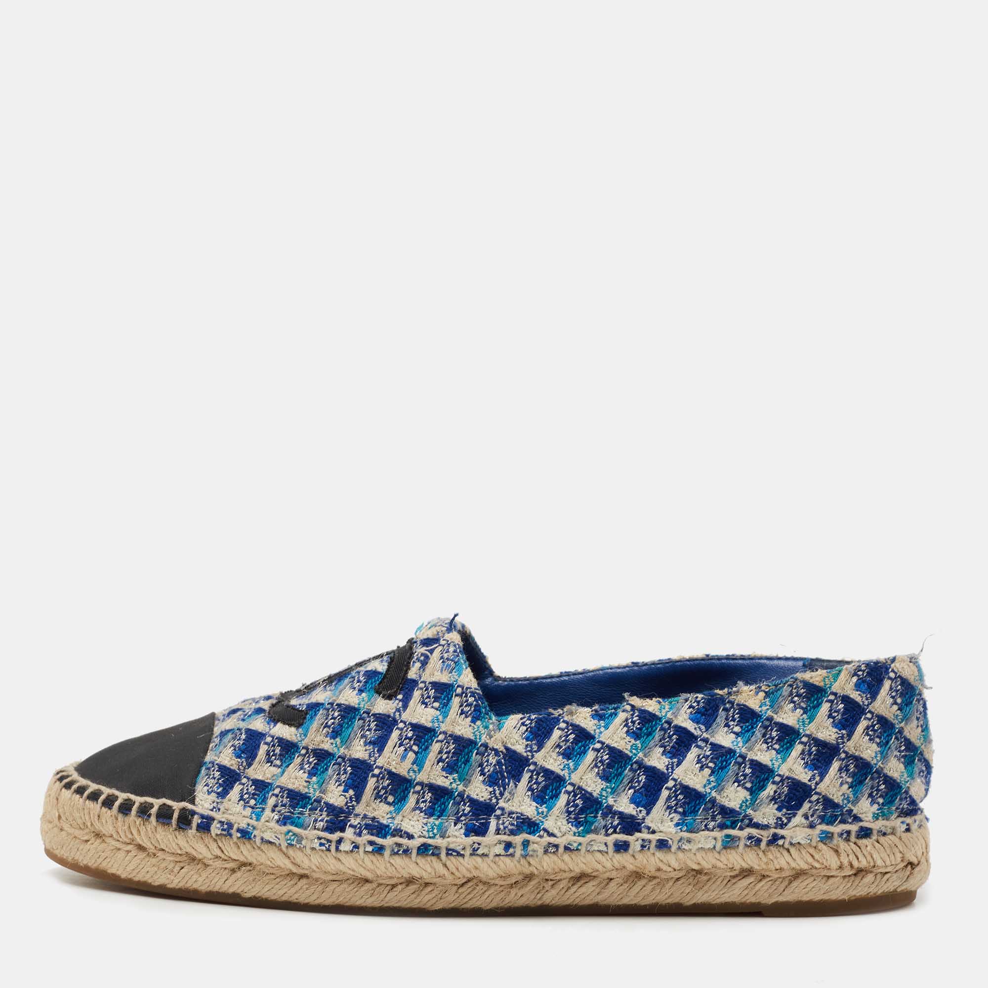Pre Owned Chanel Two Tone Tweed  CC Espadrille Flats Size 40