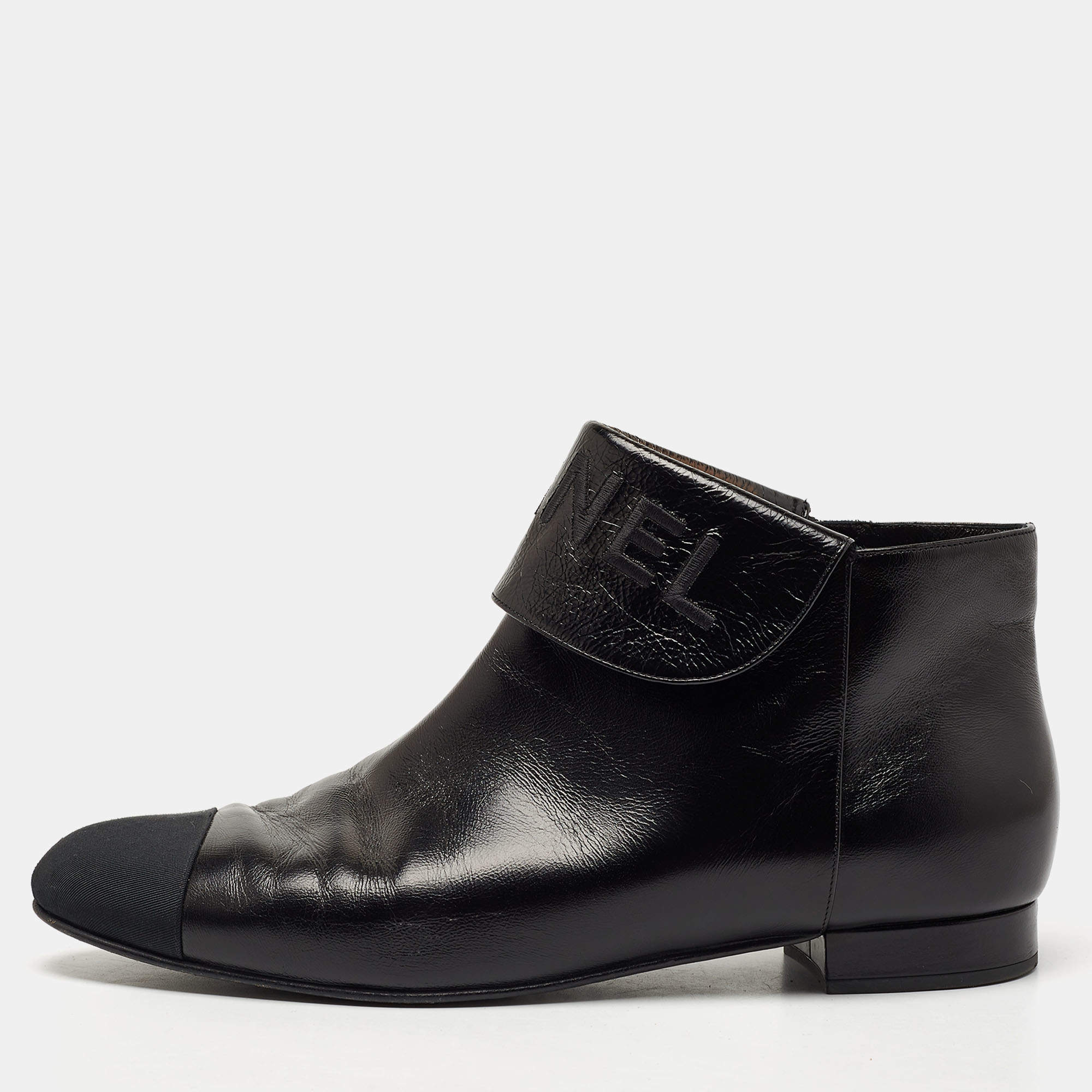 Pre Owned Chanel Black Leather and Canvas Cap Toe Fold Over Logo Ankle Boots Size 41