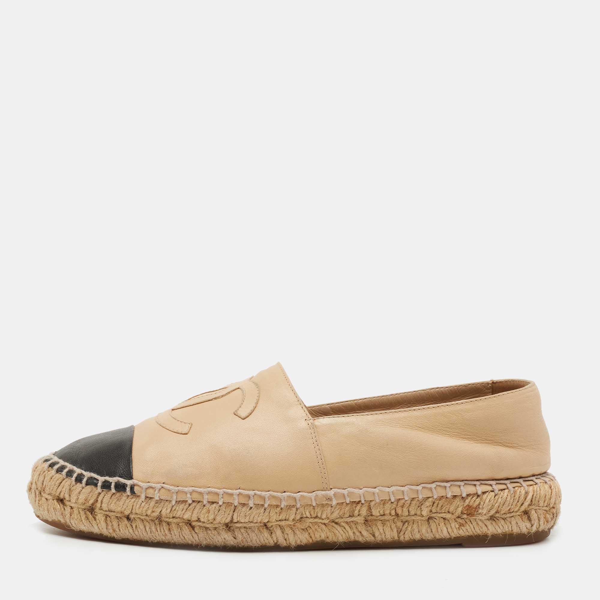 Chanel Beige/Black Leather CC Espadrille Flats Size 38