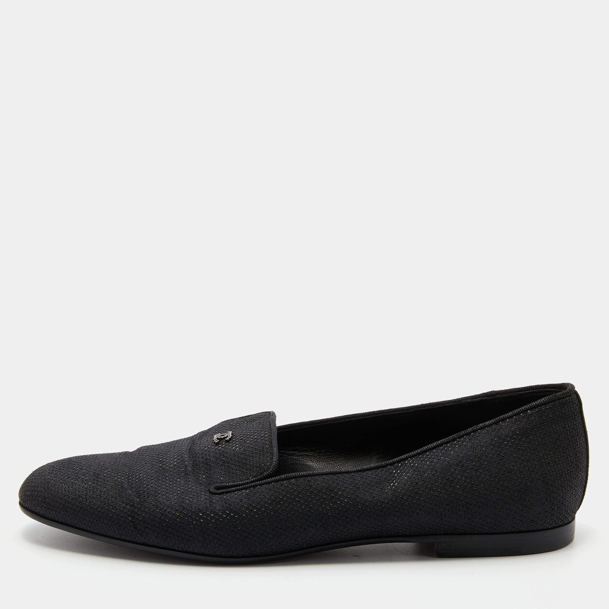 Pre Owned Chanel Black Fabric CC Slip On Smoking Slippers Size 39.5