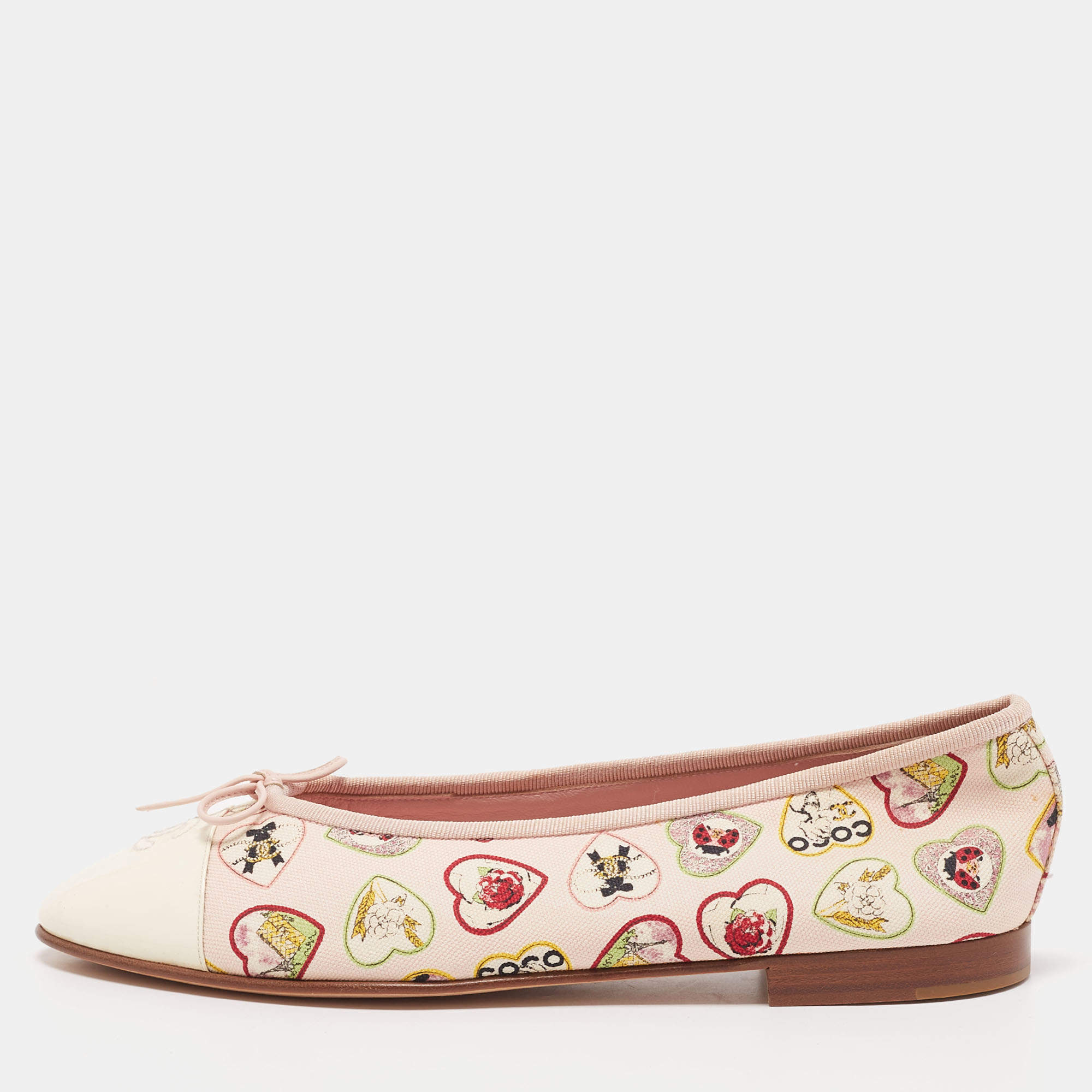 Pre Owned Chanel Pink/White Canvas and Patent Heart Print Cap Top Ballet Flats Size 41