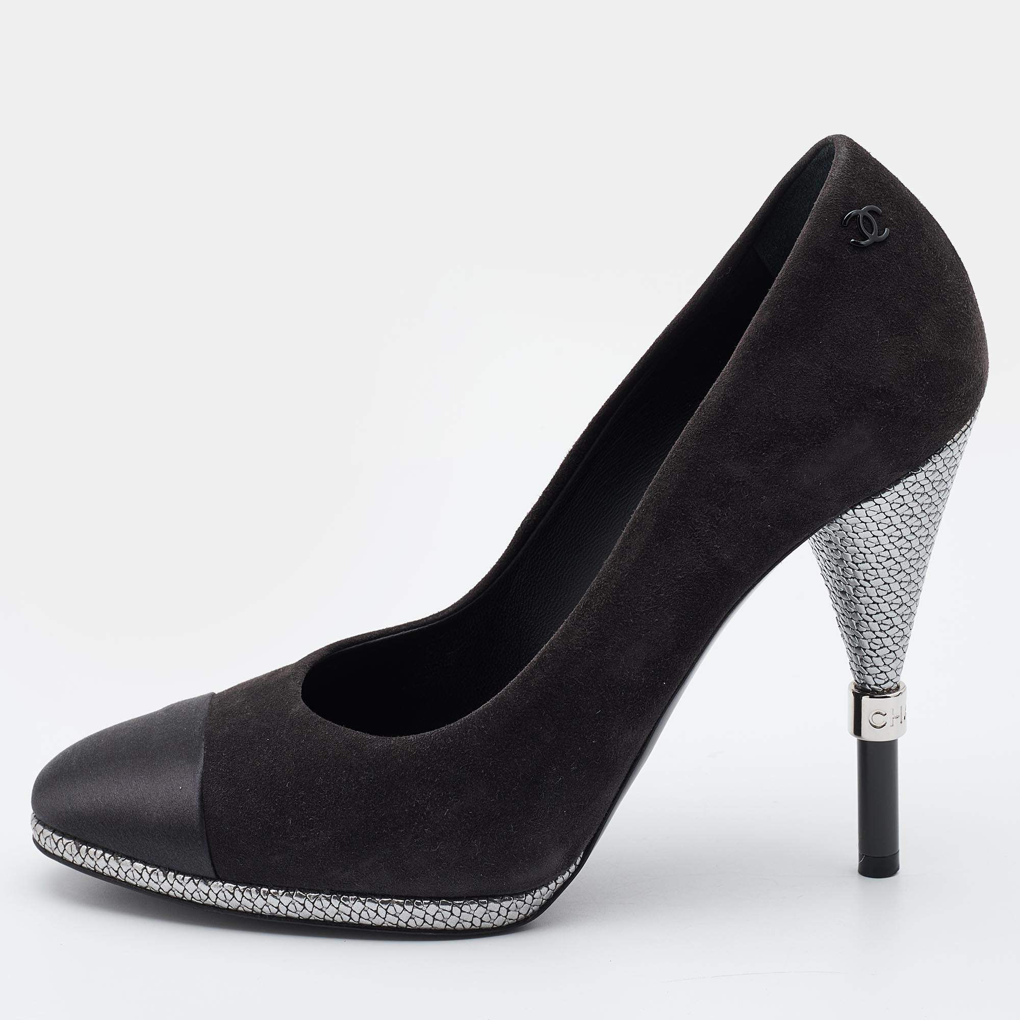 Pre Owned Chanel Black Suede and Satin Cap Toe CC Pumps Size 37.5
