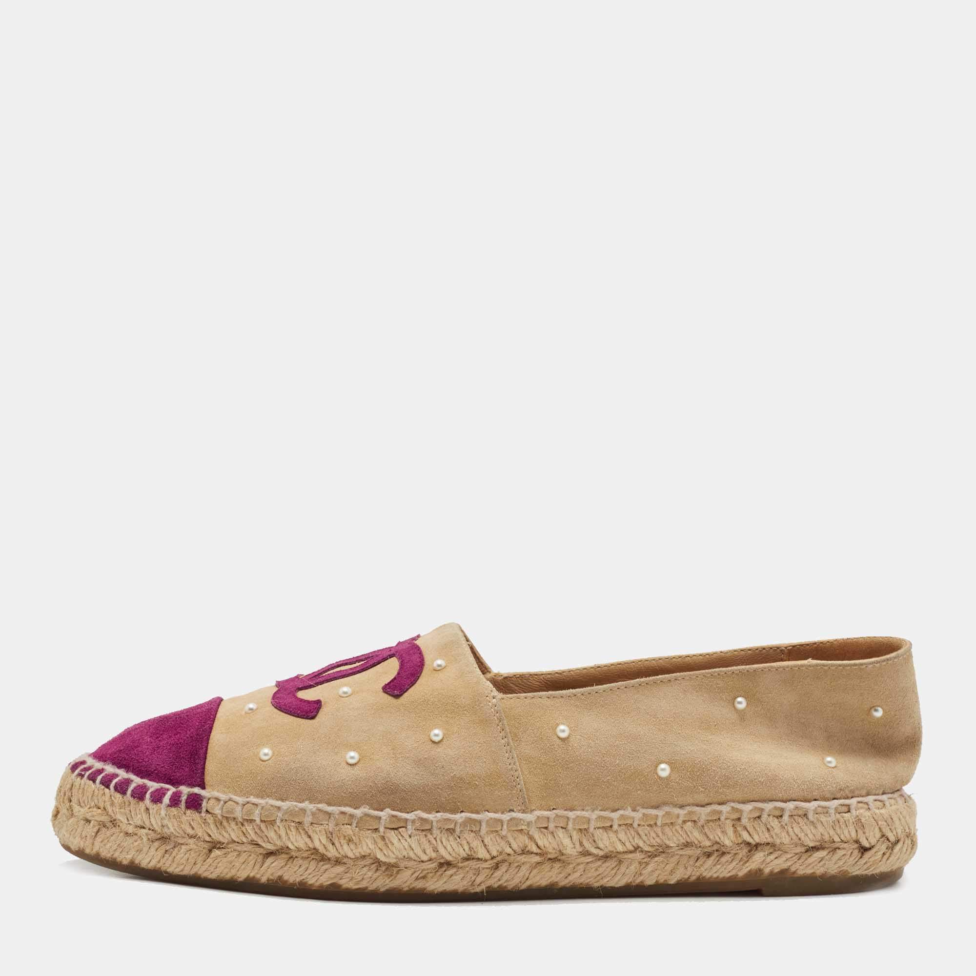 Chanel Beige/Burgundy Suede Faux Pearl Embellished CC Espadrille Flats Size 39