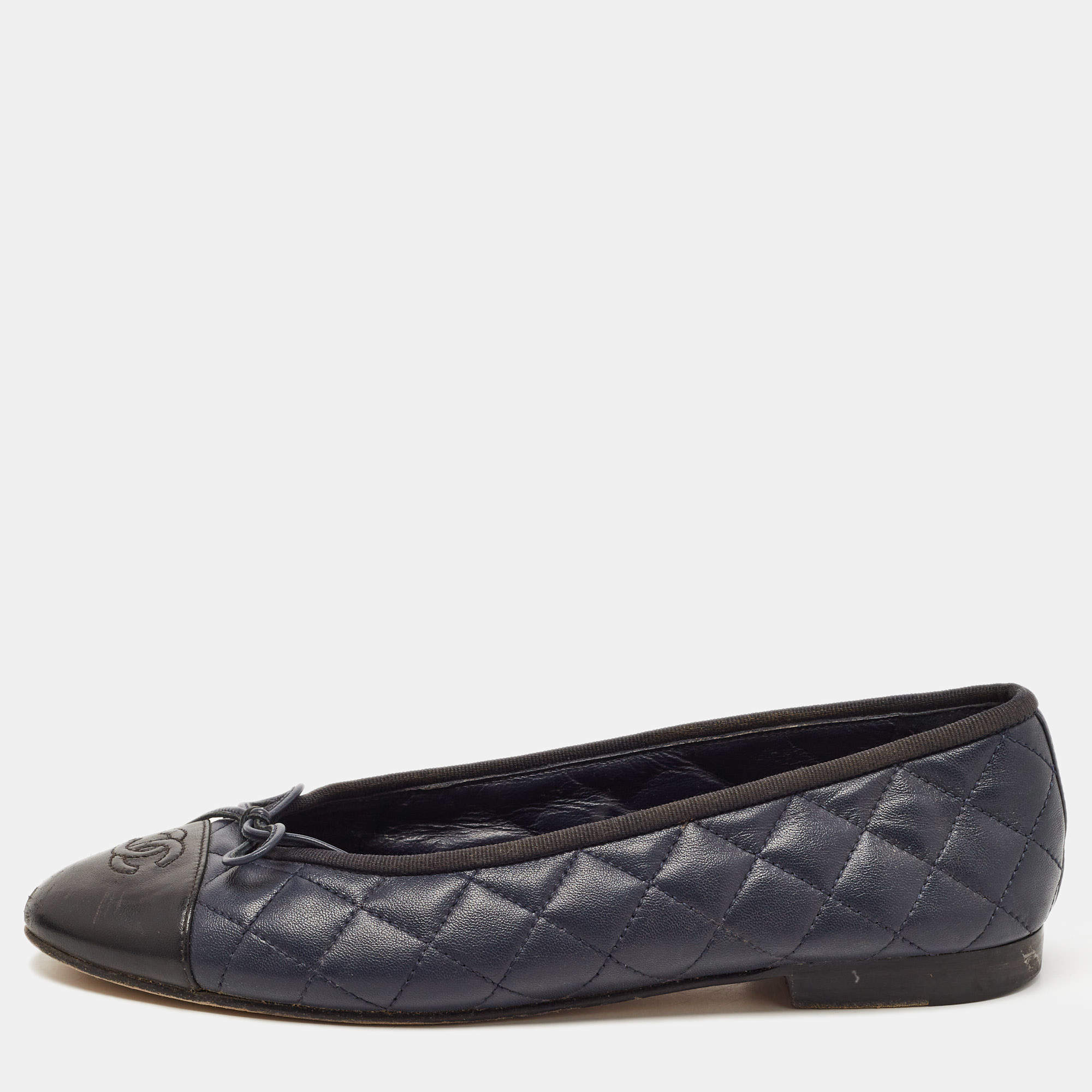 Chanel Navy Blue/Black Leather CC Cap Toe Ballet Flats Size 39.5