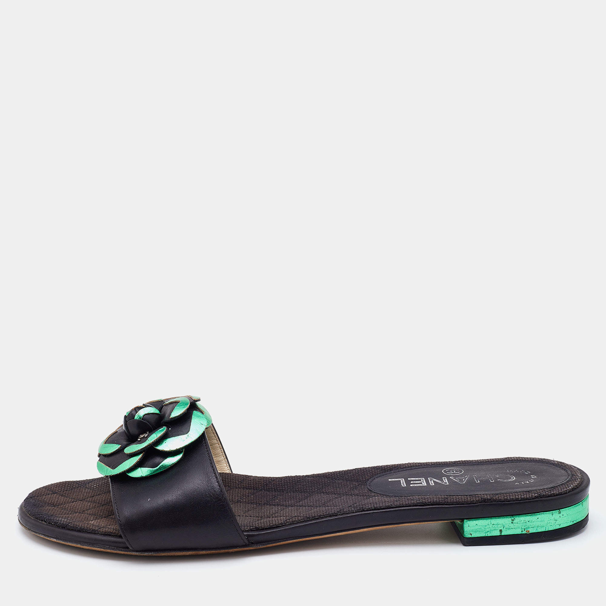 Chanel Khaki Green Fabric Tropiconic Chain Detail Flat Slide Sandals Size  38 at 1stDibs  chanel slides chanel chain slides green chanel sandals