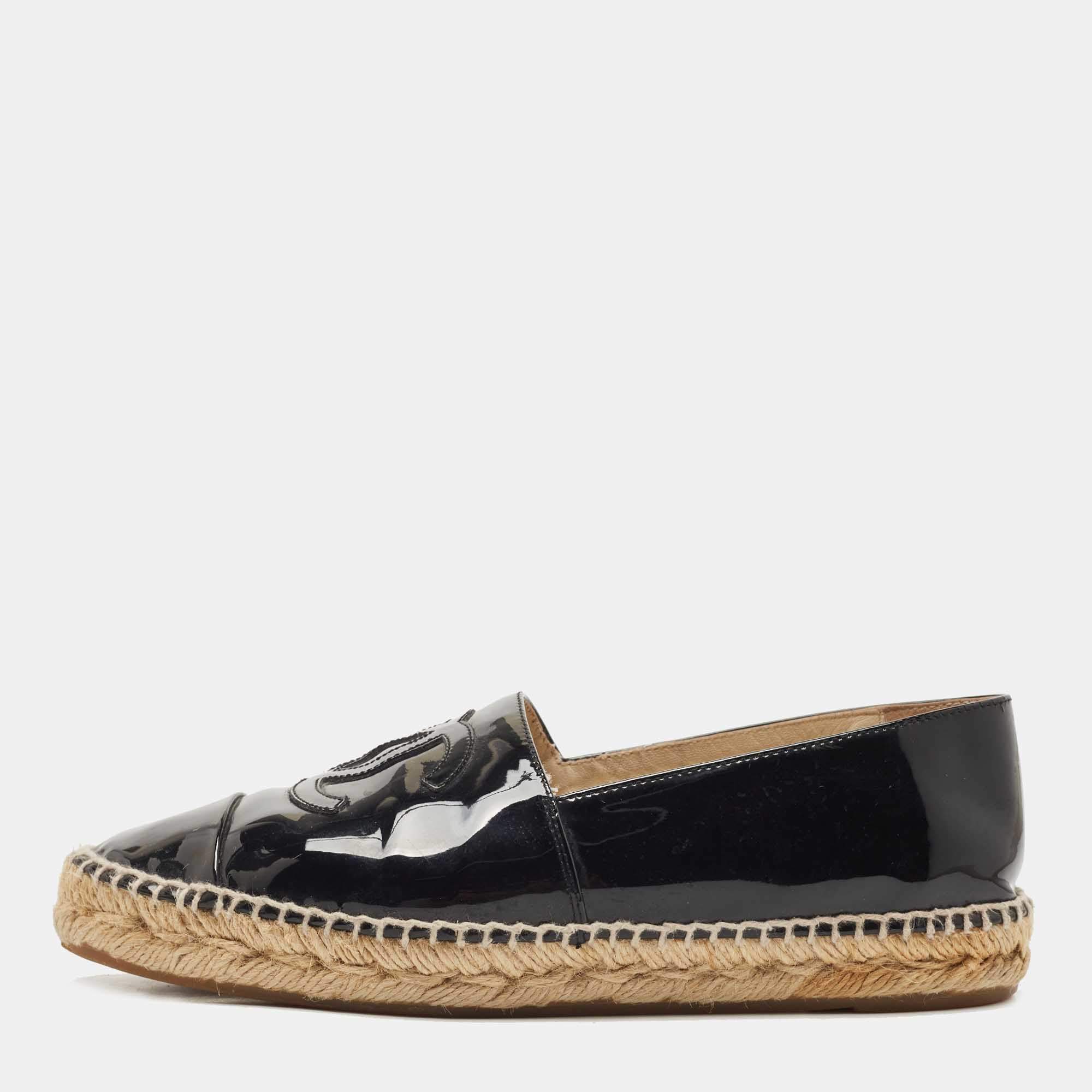 Chanel Black Patent Leather CC Espadrille Flats Size 38