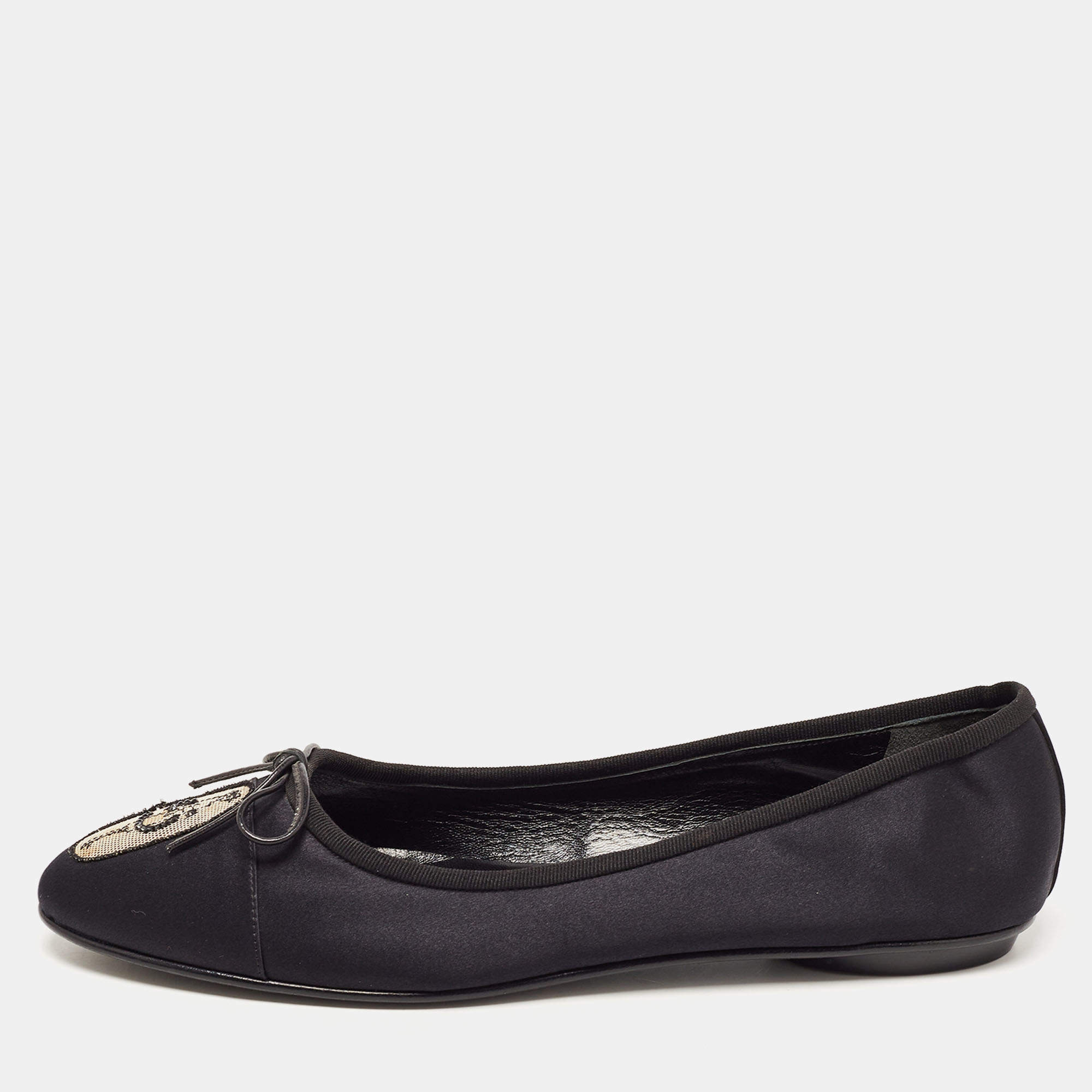 Pre Owned Chanel Black Satin Ballet Flats Size 41
