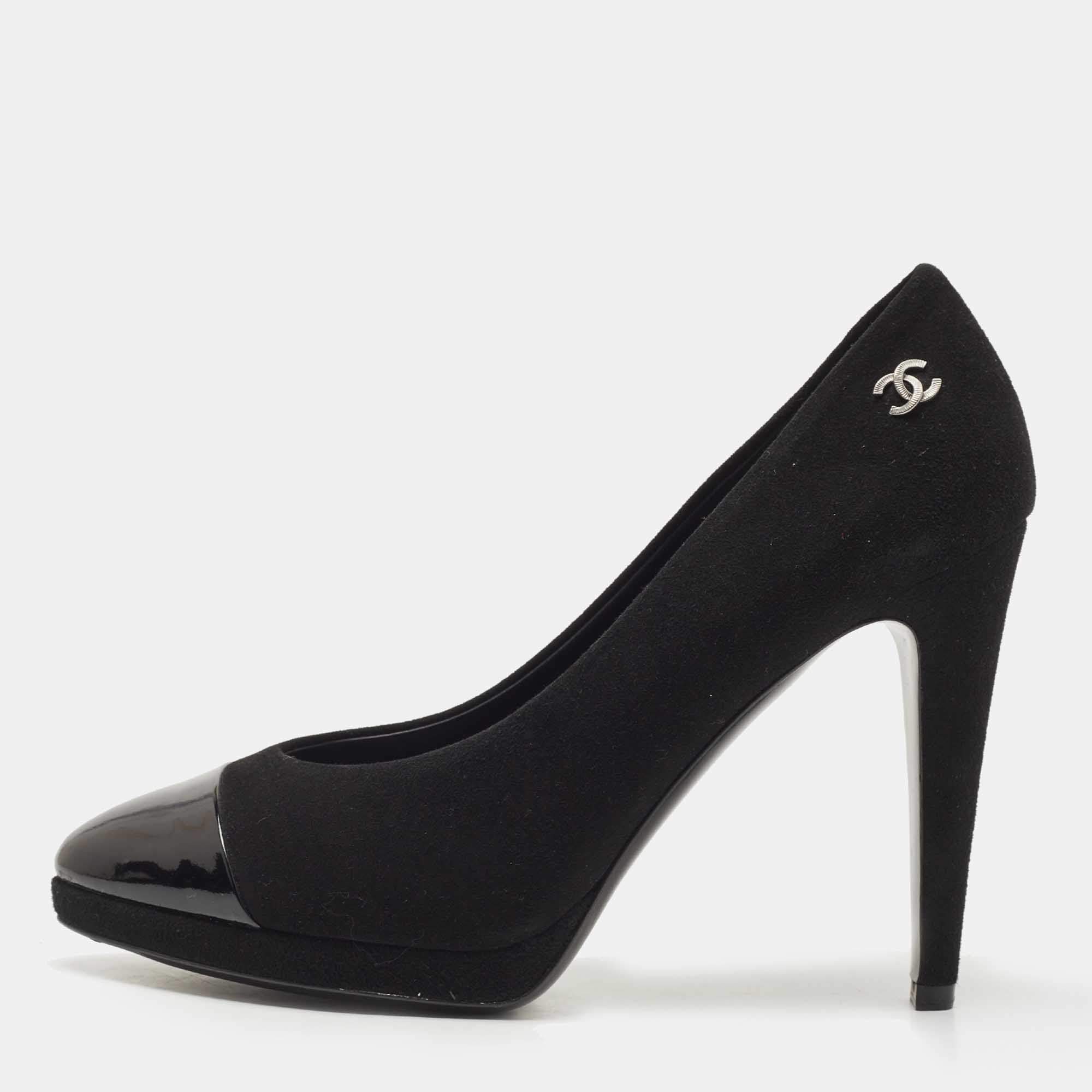Pre Owned Chanel Black Suede and Patent Leather CC Platform Pumps Size 39