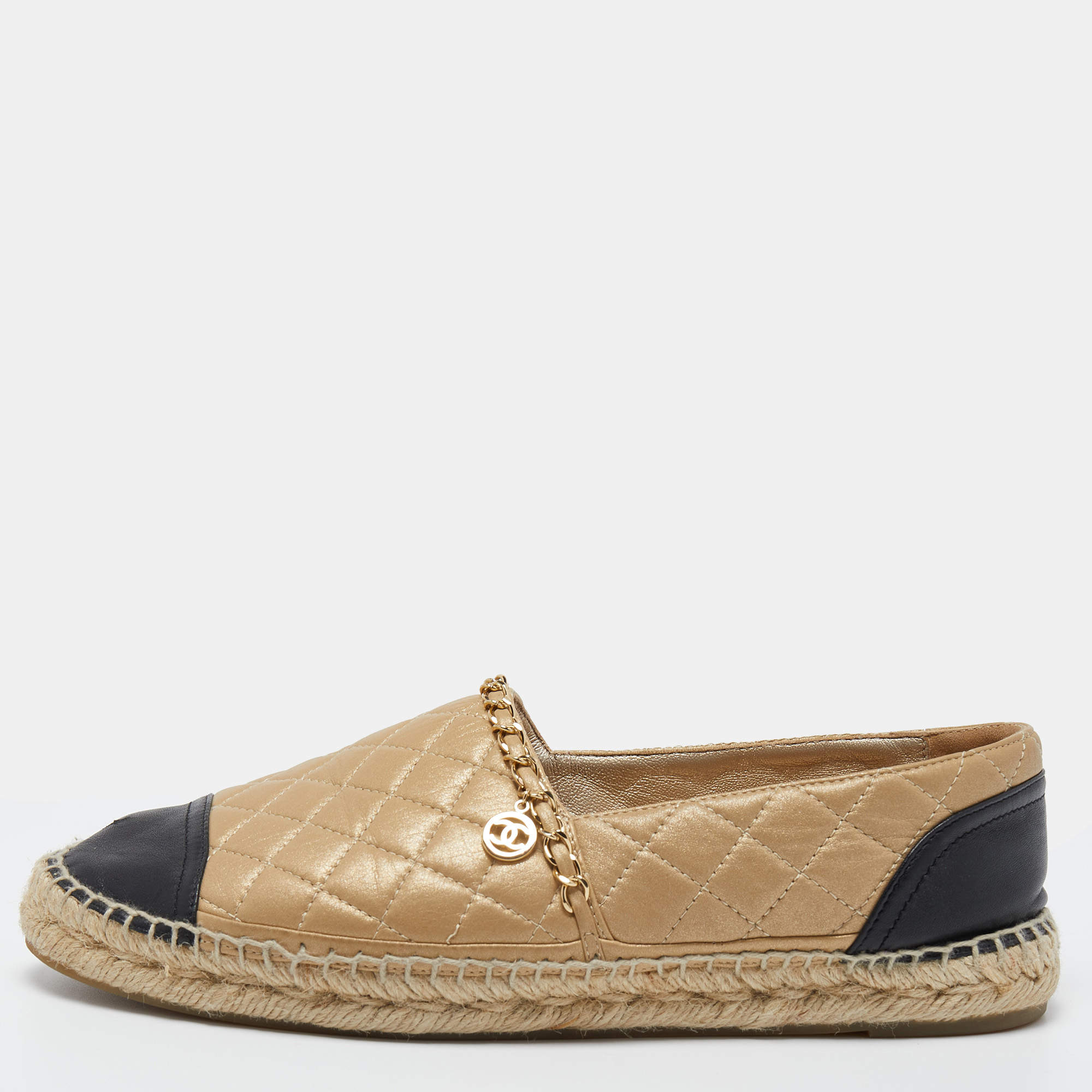 Chanel Beige/Black Quilted Leather Chain-Link CC Espadrille Size 42