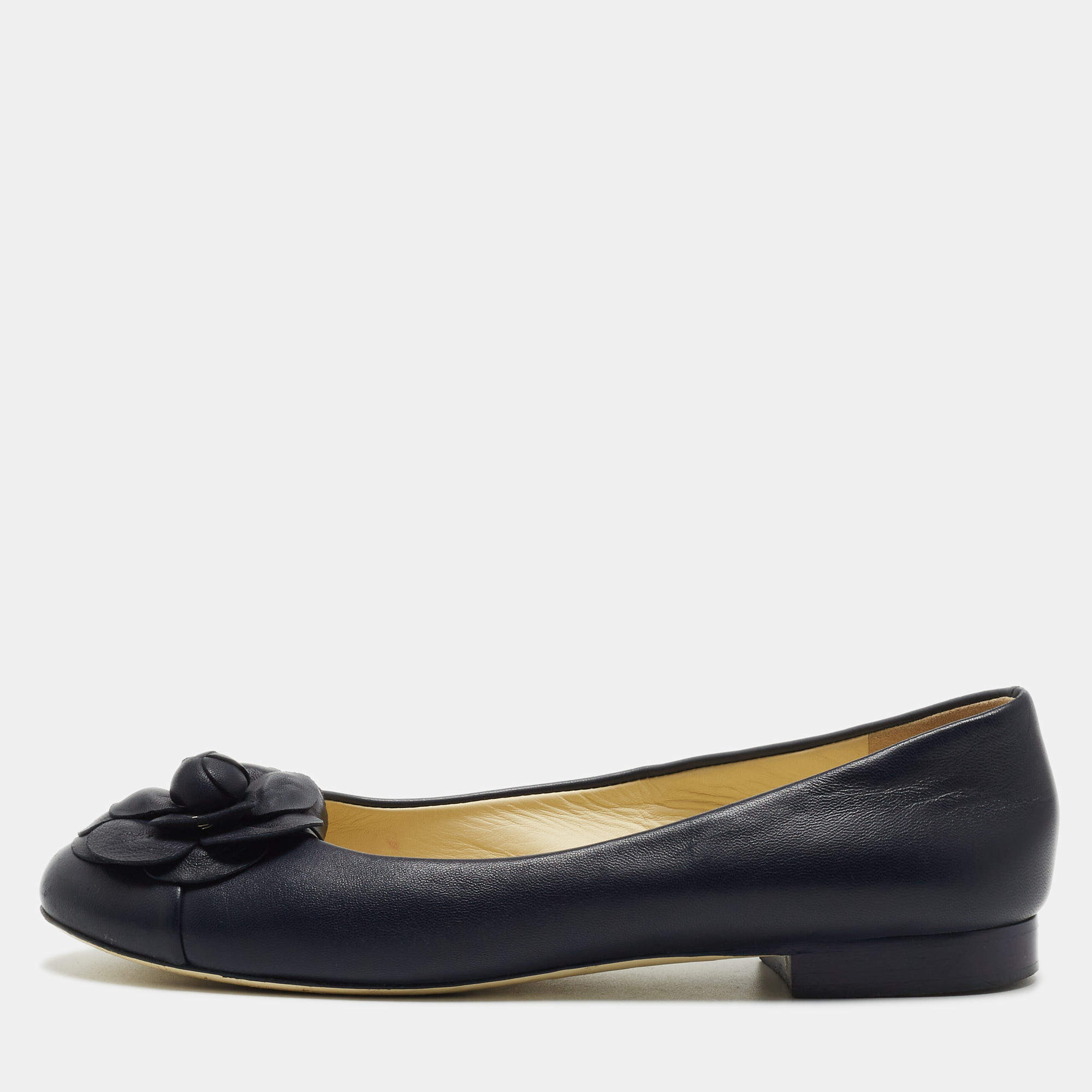 Chanel Blue Leather Camelia Flower CC Ballet Flats Size 38