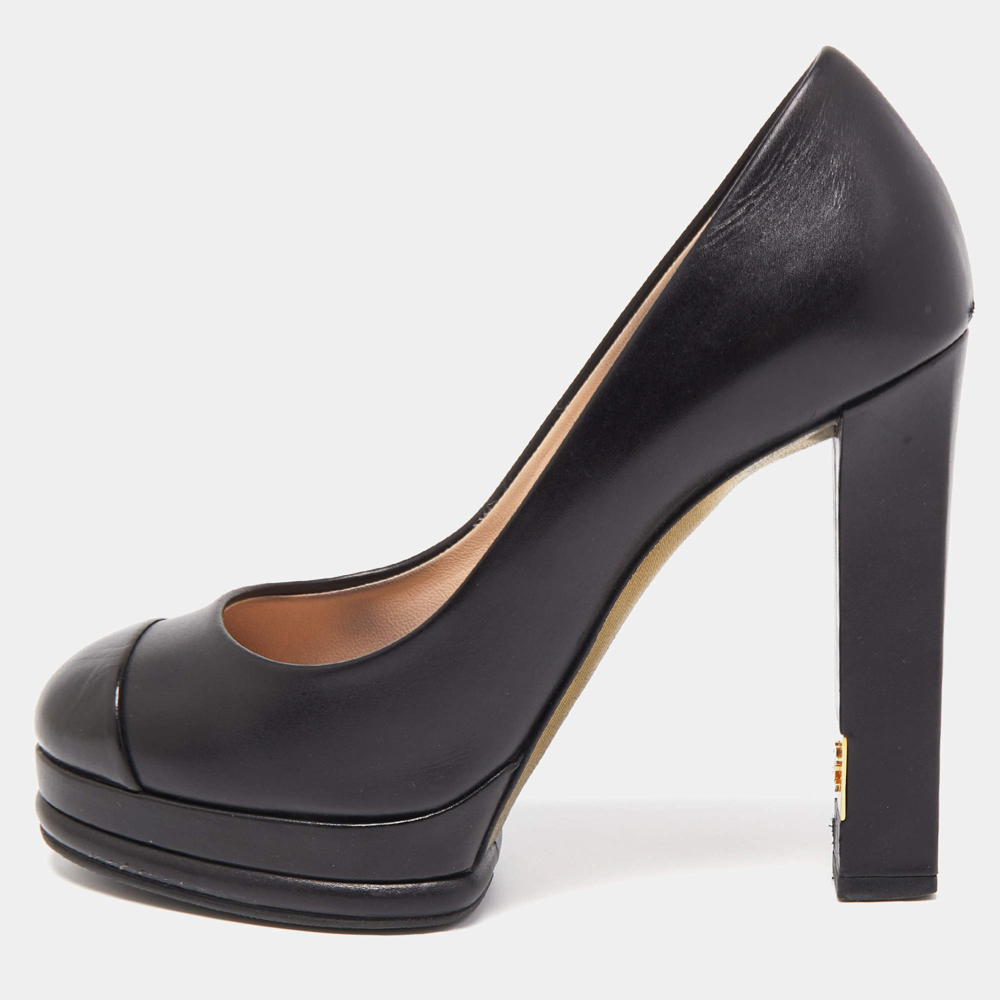 Pre Owned Chanel Black Leather CC Platform Pumps Size 36.5