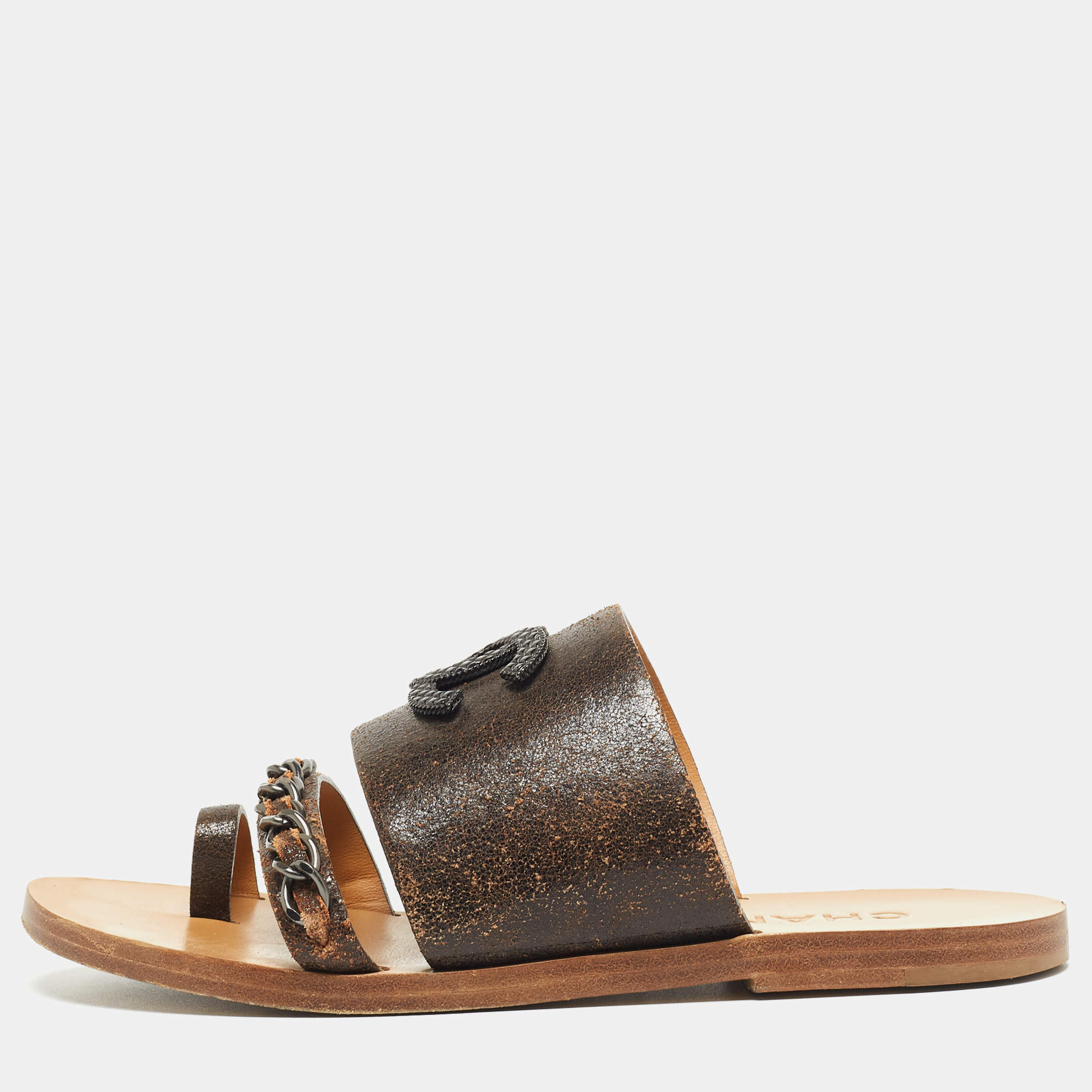 Chanel Brown Textured Leather Chain Link CC Toe Ring Slides Size 36