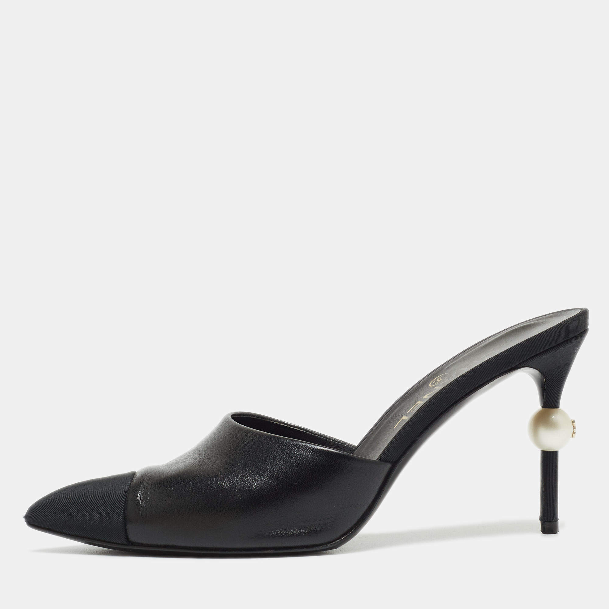Chanel Black Canvas and Leather CC Logo Mules Size 38.5