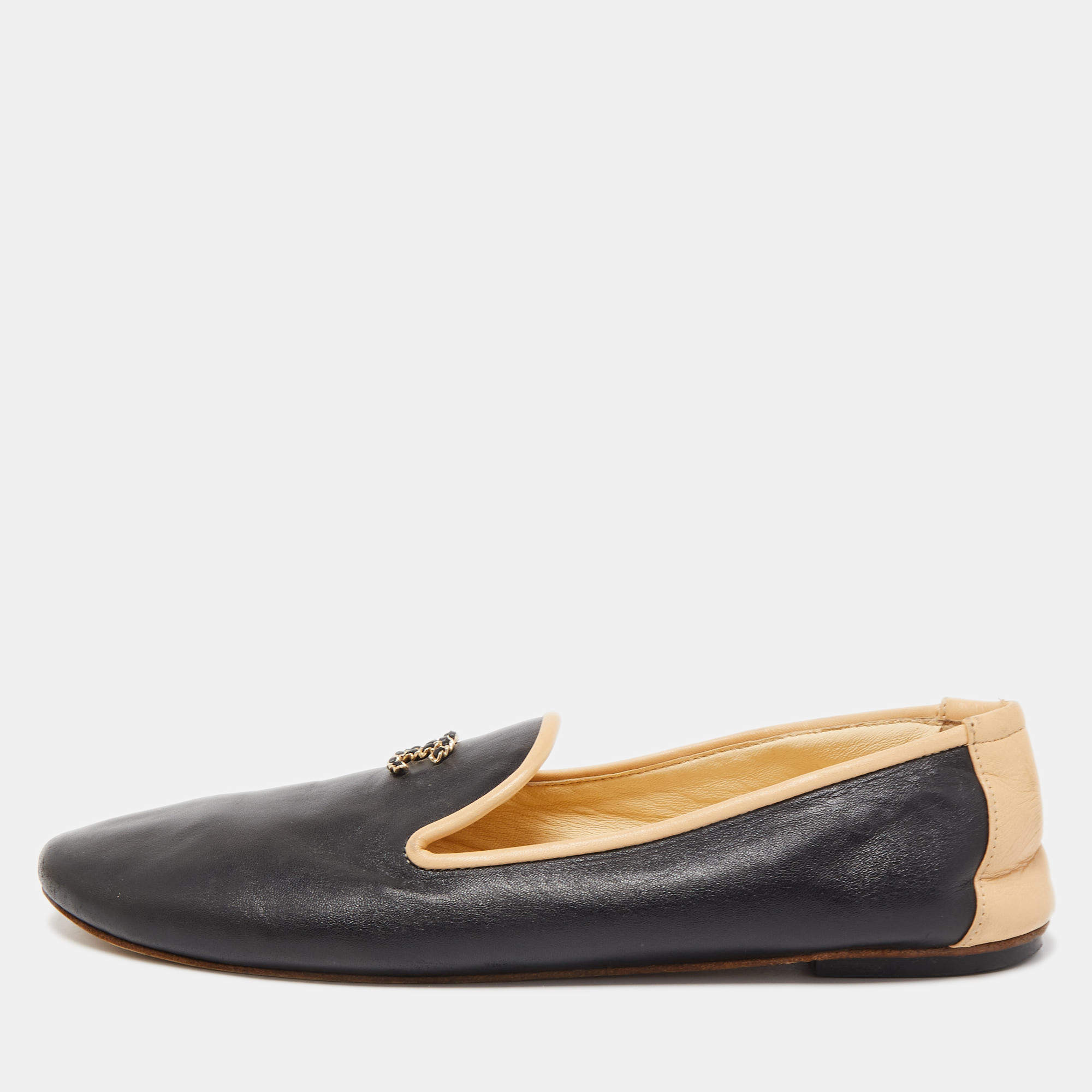 Pre Owned Chanel Black/Beige Leather CC Smoking Slippers Size 39.5