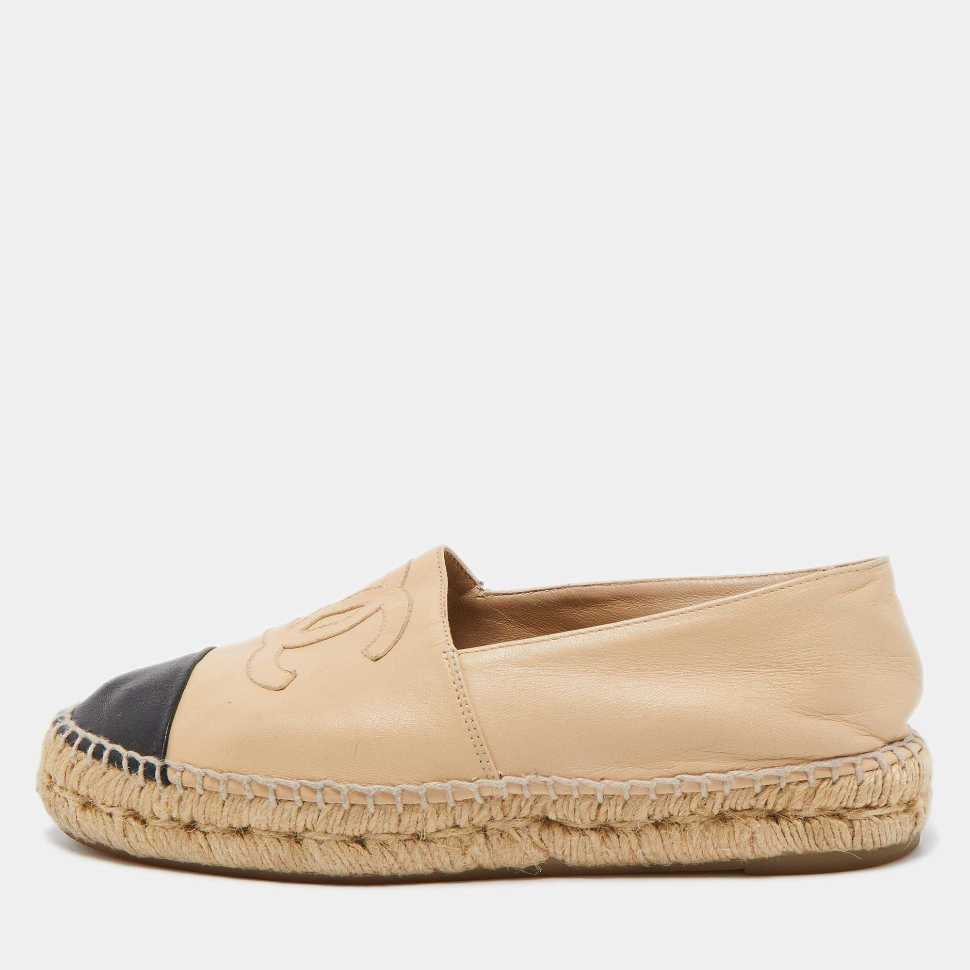 Chanel Beige/Black Leather CC Espadrille Flats Size 37
