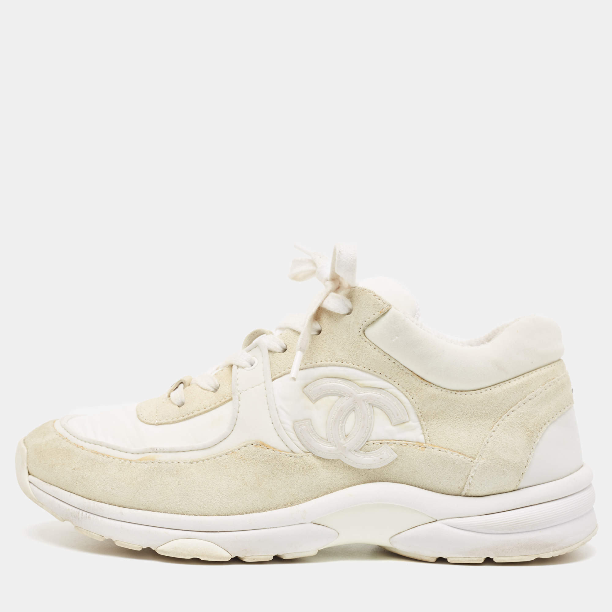 Pre Owned Chanel Two Tone Suede and Neoprene CC Low Top Sneakers Size 40