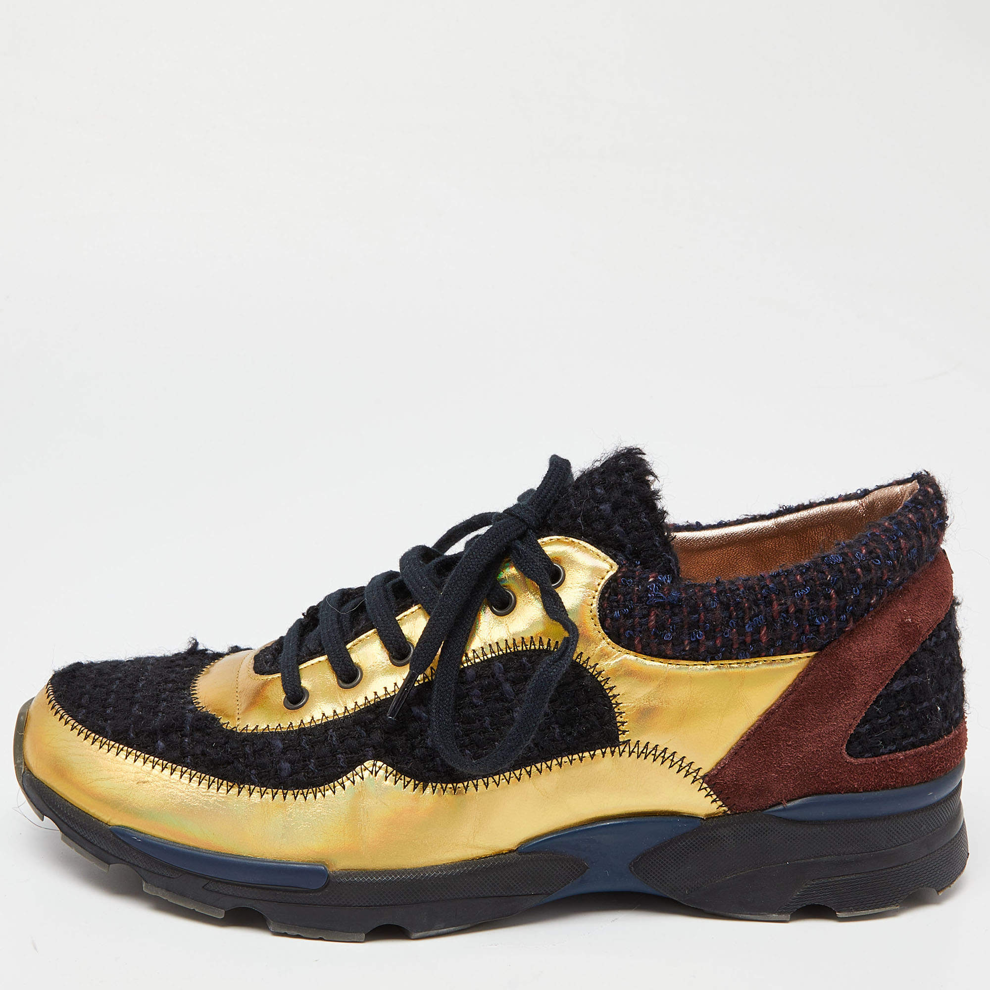 Pre Owned Chanel Tricolor Tweed and Leather CC Low Top Sneakers Size 40
