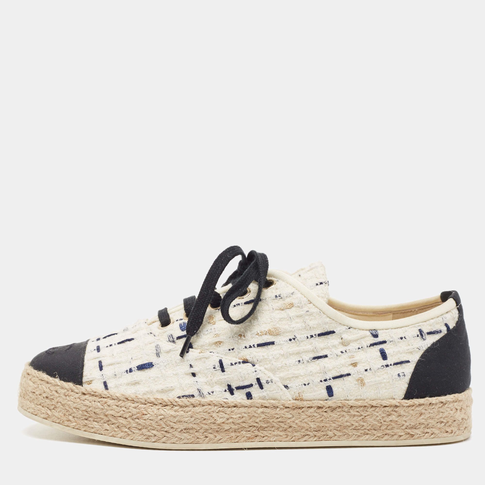 Chanel White/Black Tweed and Grosgrain CC Lace Up Espadrilles Sneakers Size 38