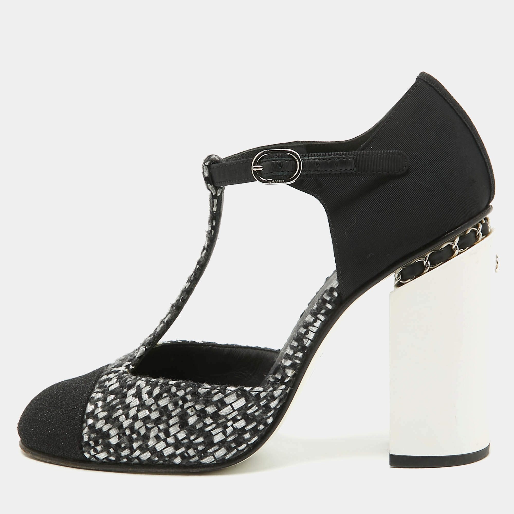 Pre Owned Chanel Black/White Tweed and Fabric CC T-Bar Ankle Strap Pumps Size 40