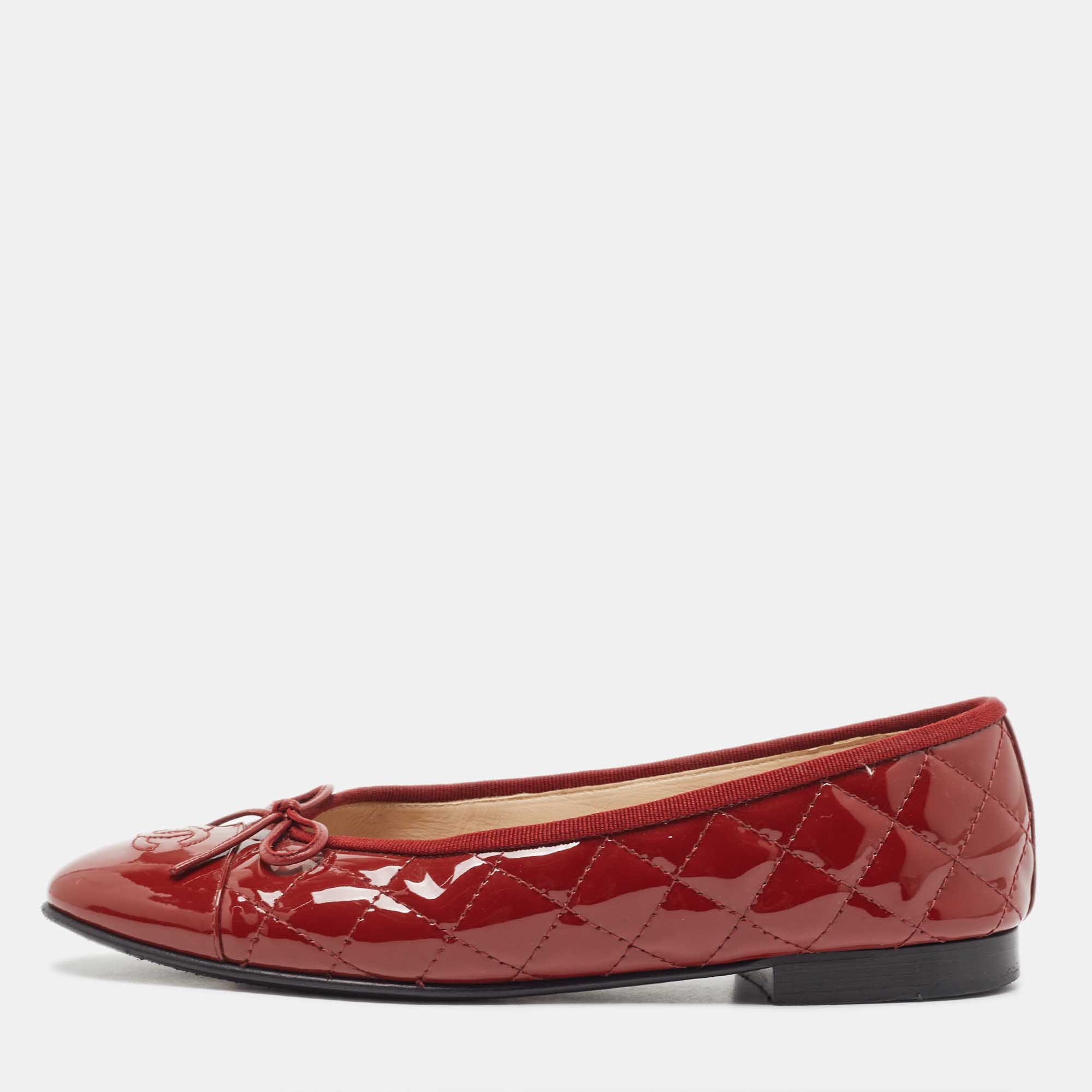 Pre Owned Chanel Brown Quilted Patent Leather CC Bow Ballet Flats Size 38.5