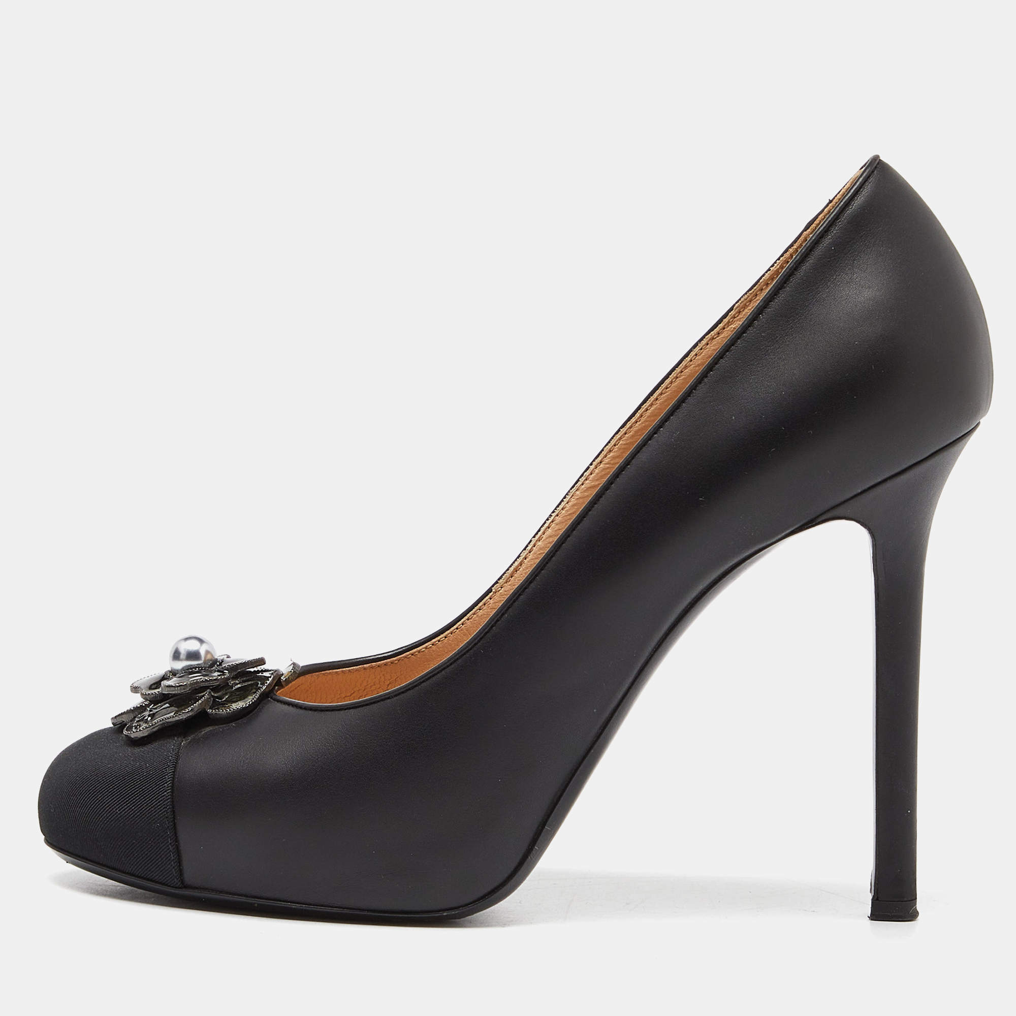 Pre Owned Chanel Black Leather and Canvas Camellia Embellished Cap Toe Pumps Size 41
