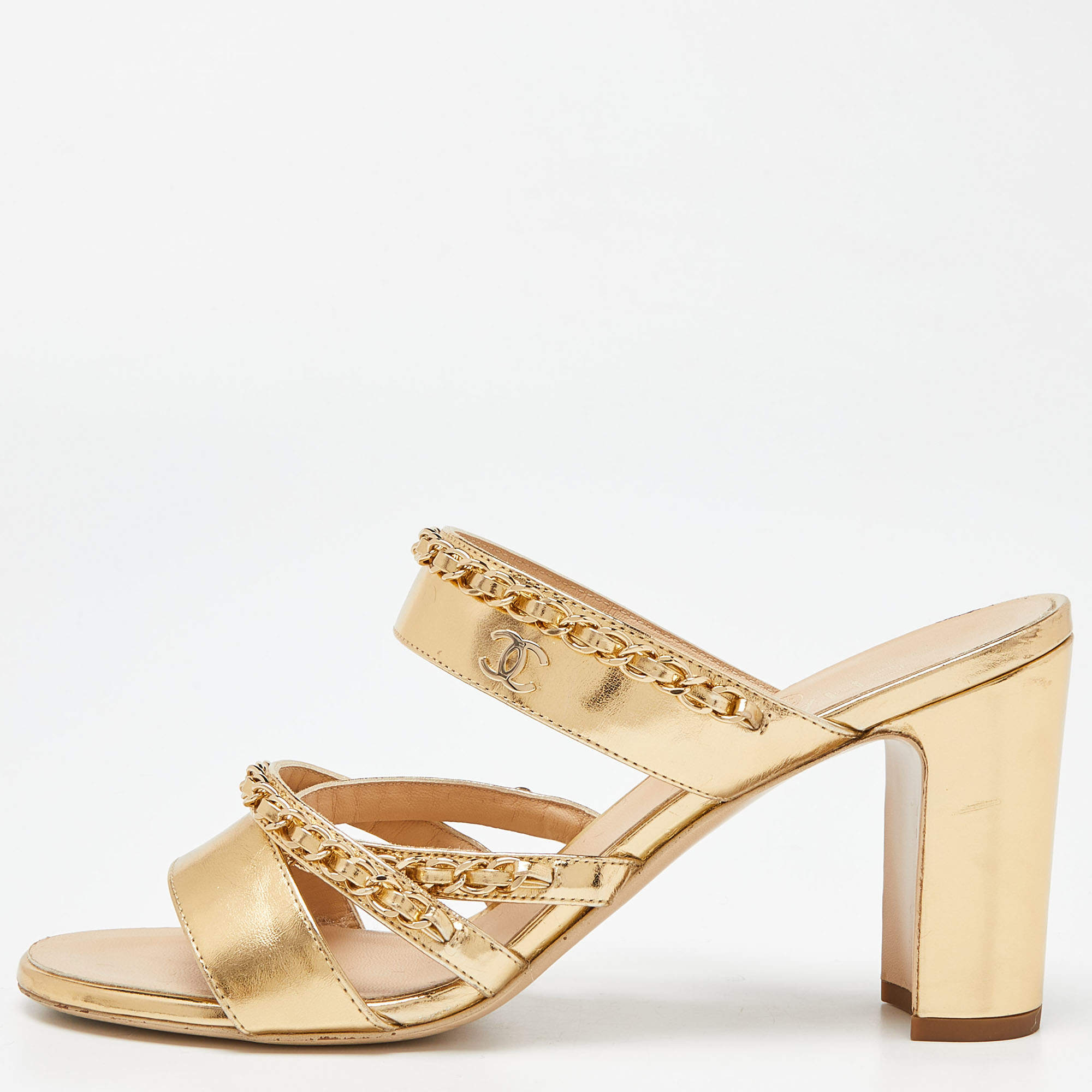  Chanel Gold Leather Chain Embellished Block Heel Slide Sandals Size 38.5