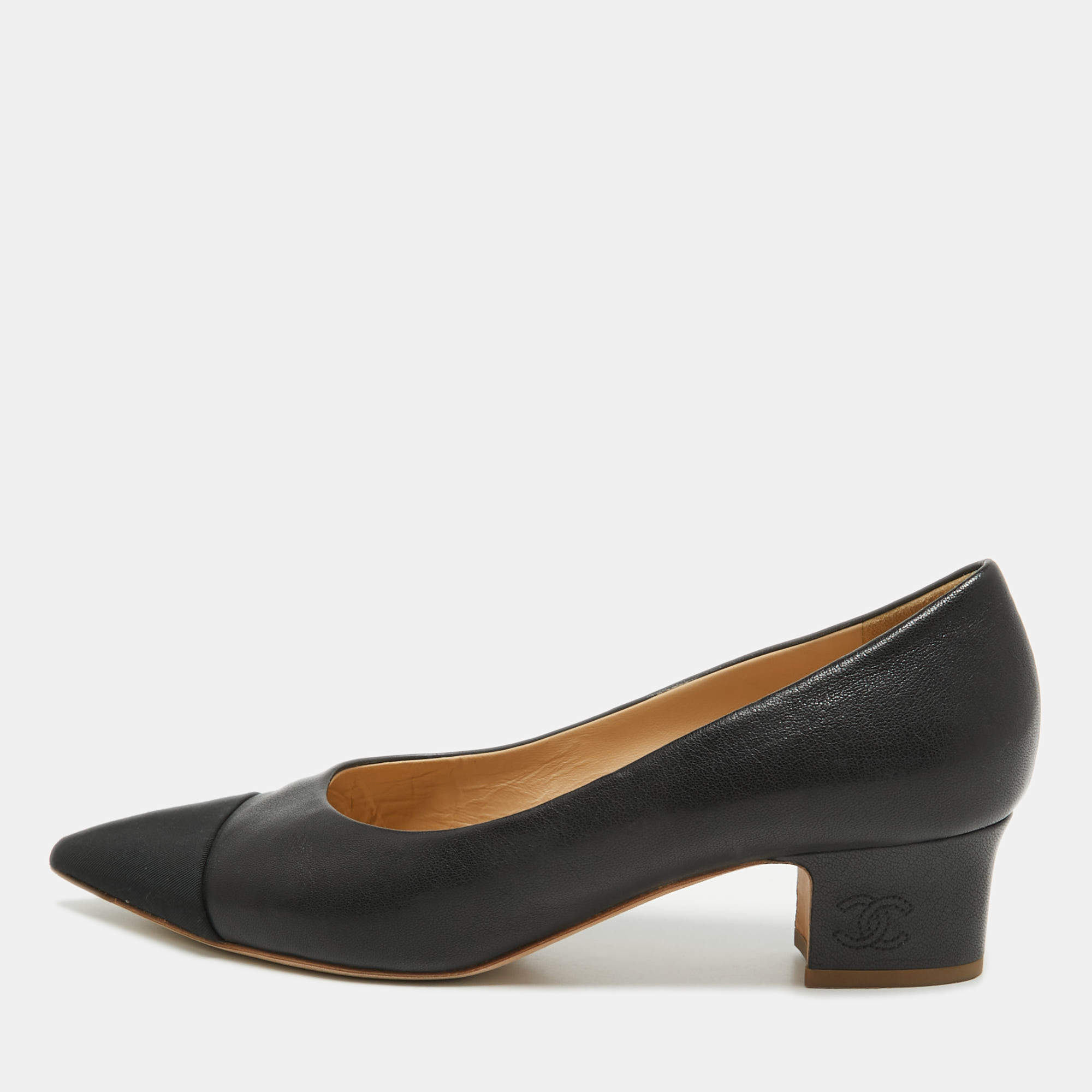 Pre Owned Chanel Black Leather and Canvas Pointed Toe Pumps Size 40.5