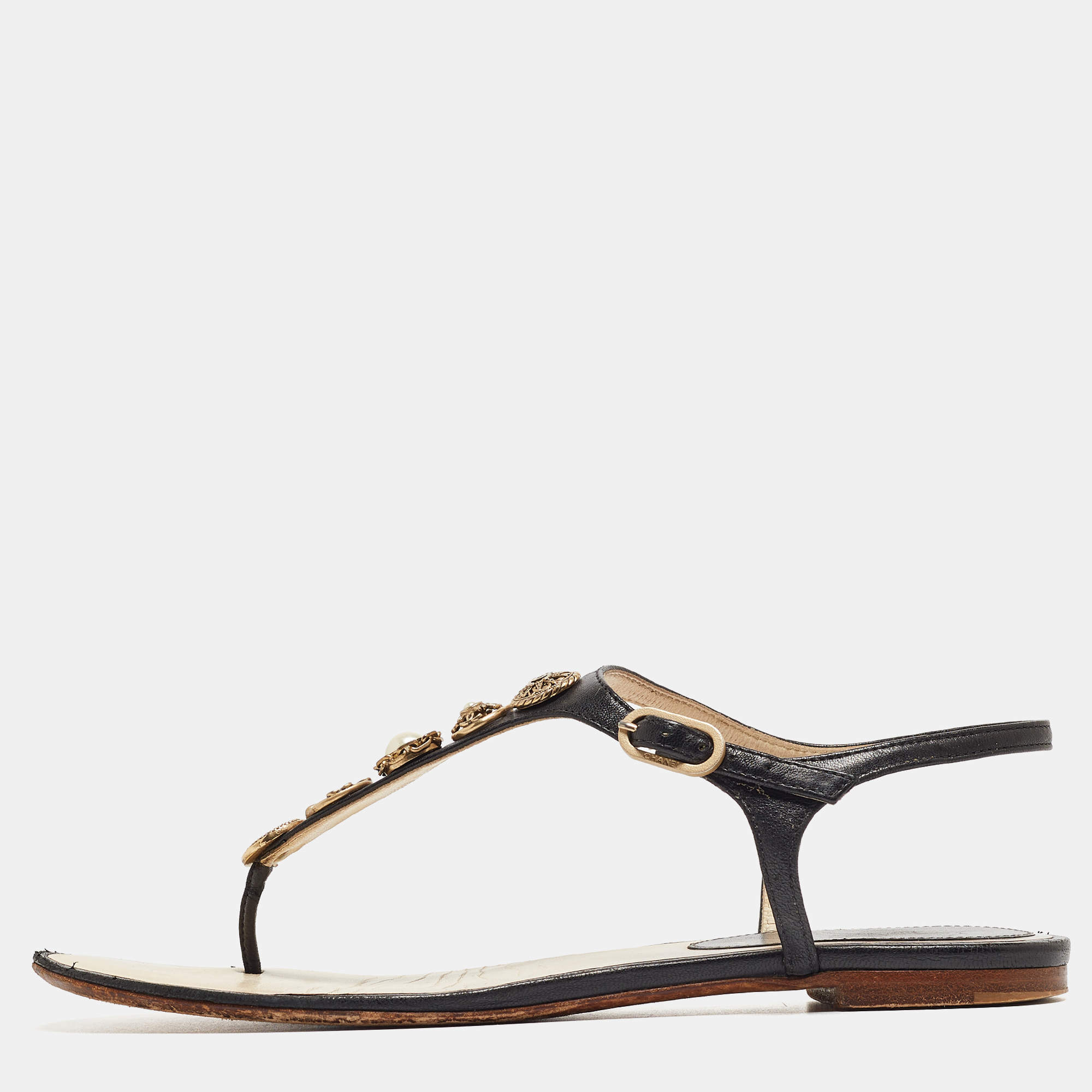 Pre Owned Chanel Black Leather Embellished Thong Sandals Size 38