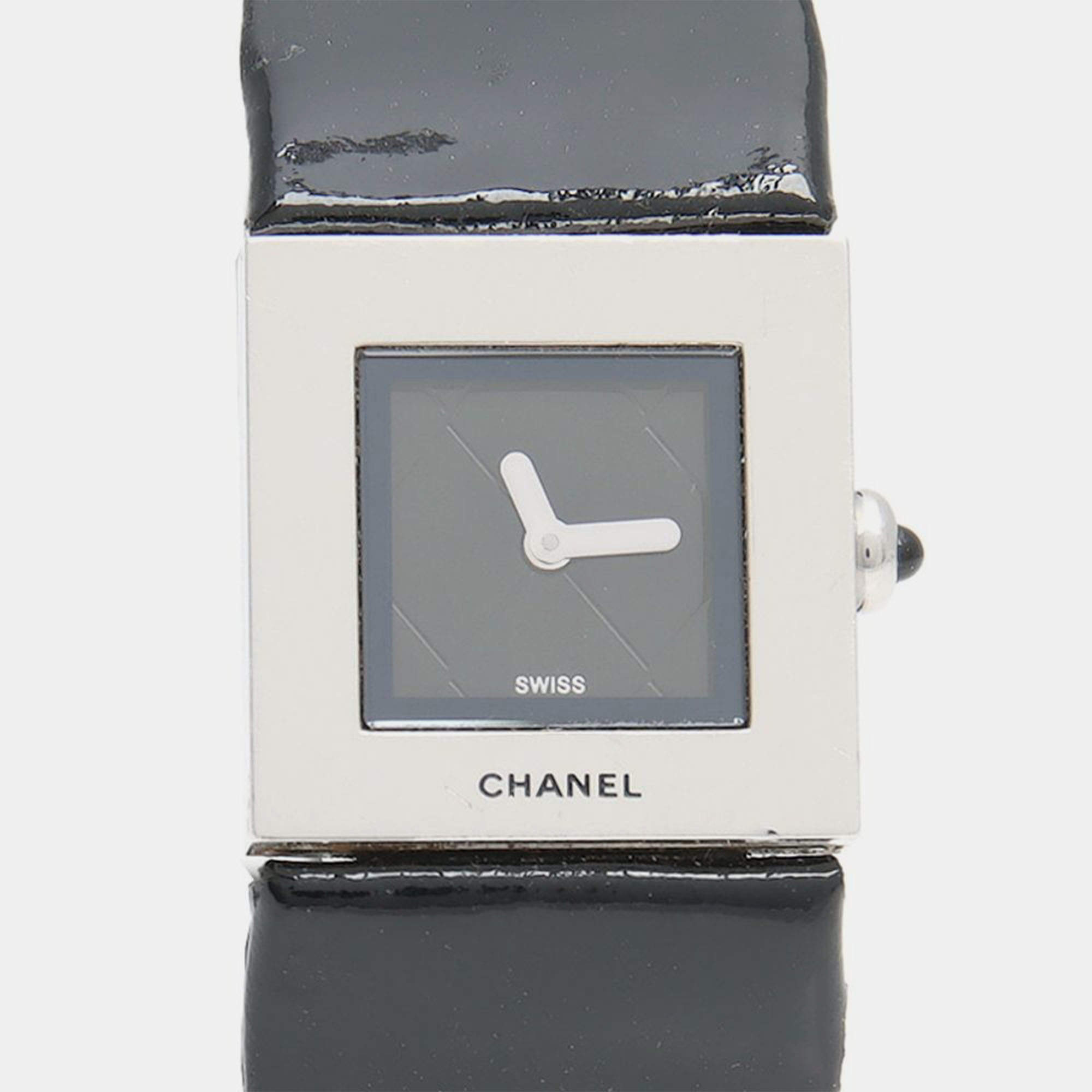 Pre Owned Chanel Matelasse Quartz Stainless Steel Women's Wristwatch 19 mm