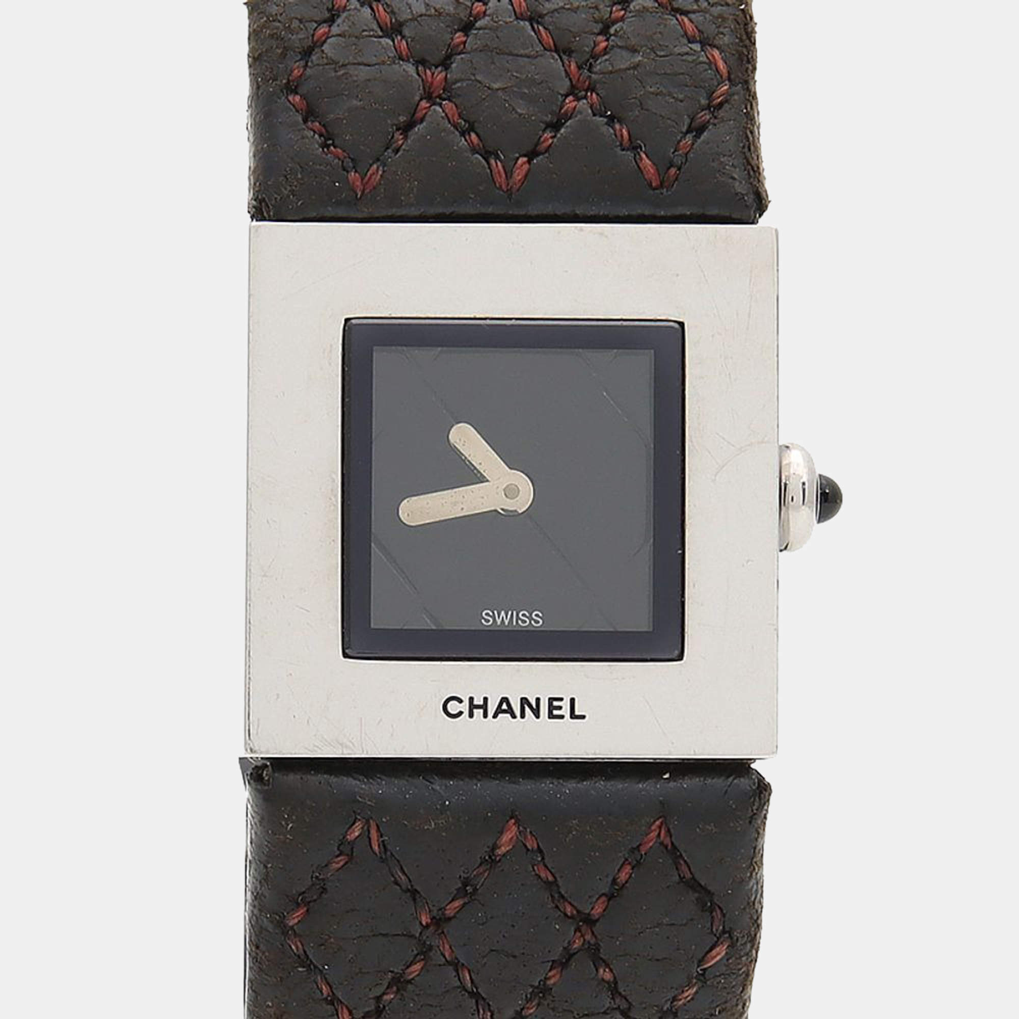 Pre Owned Chanel Matelasse Quartz Black Stainless Steel Women's Wristwatch 19 mm