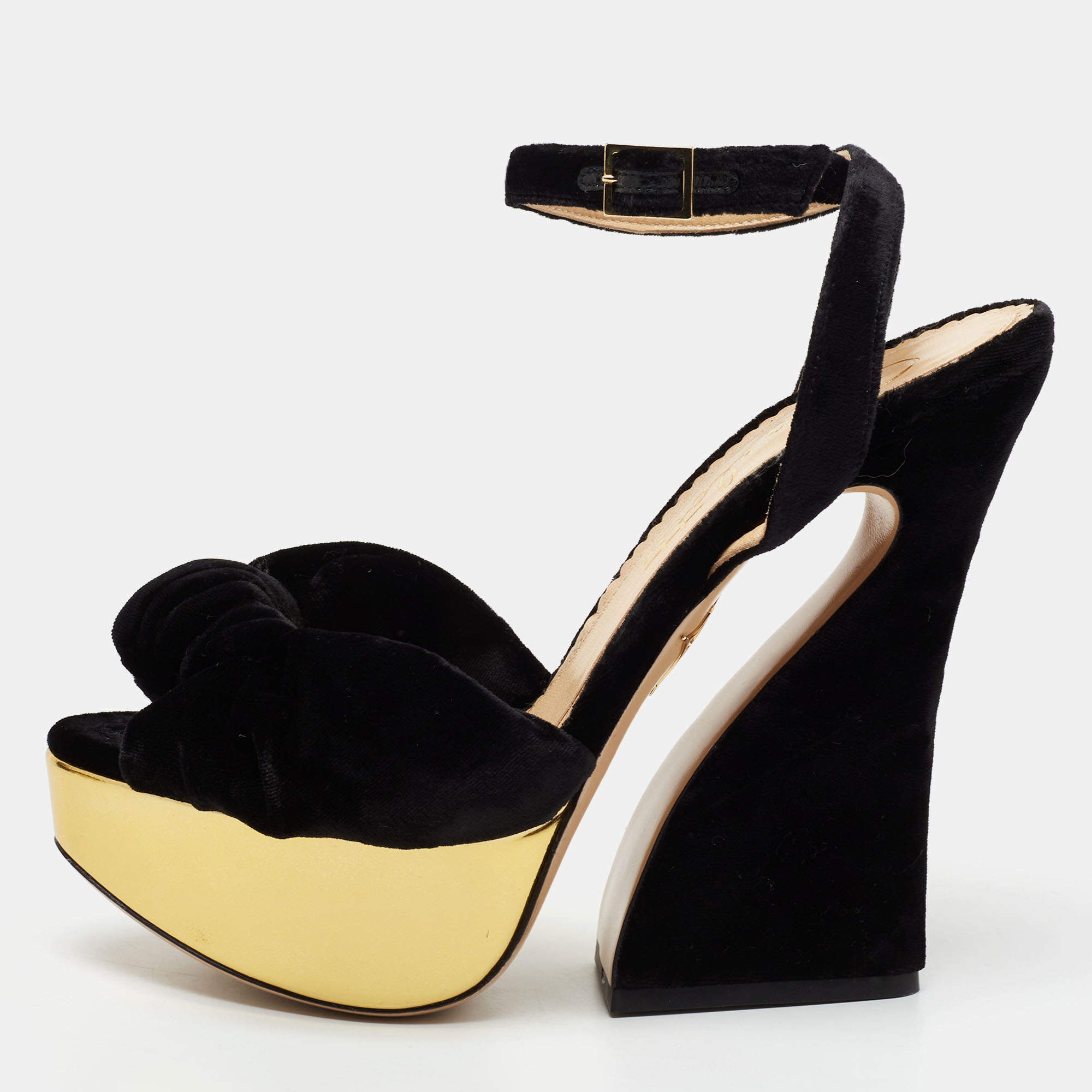 مملوكة مسبقًا Charlotte Olympia Black Velvet Vreeland Platform Sandals Size 39