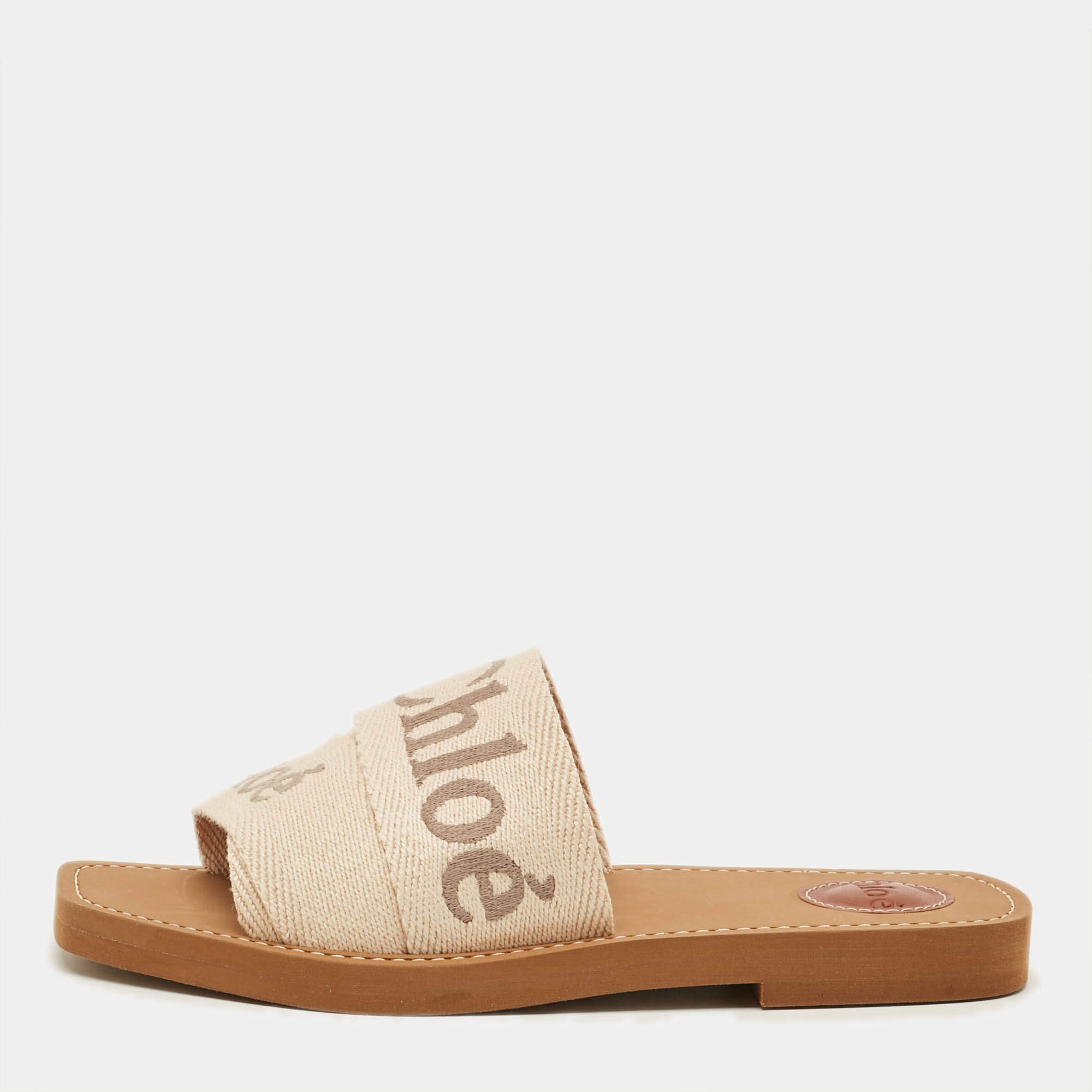 Pre Owned صندل سلايد كلوي شريط شعار قماشي أسود مقاس 39