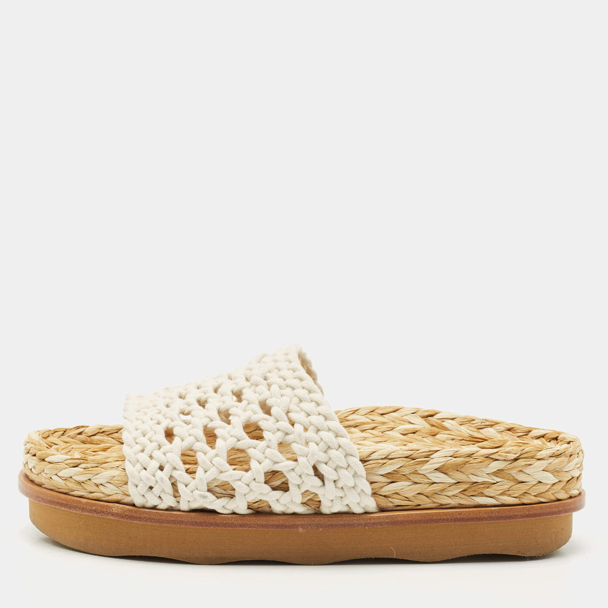 Pre Owned Chloe White Woven Crochet Wavy Flat Slides Size 37