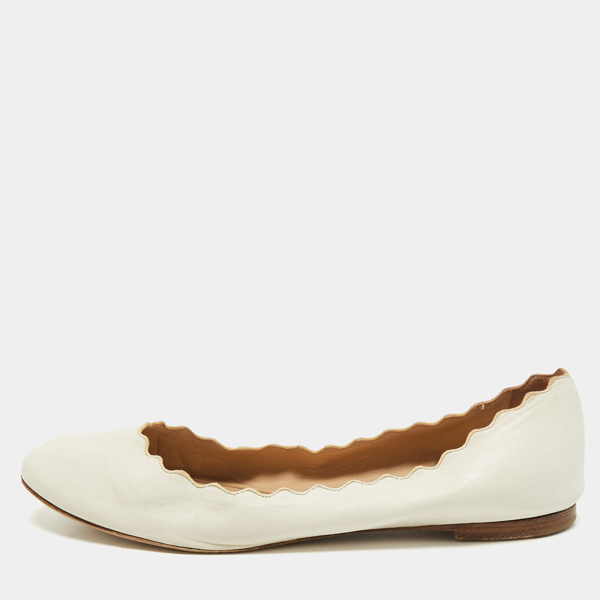 Pre Owned Chloe White Leather Lauren Scalloped Ballet Flats Size 38