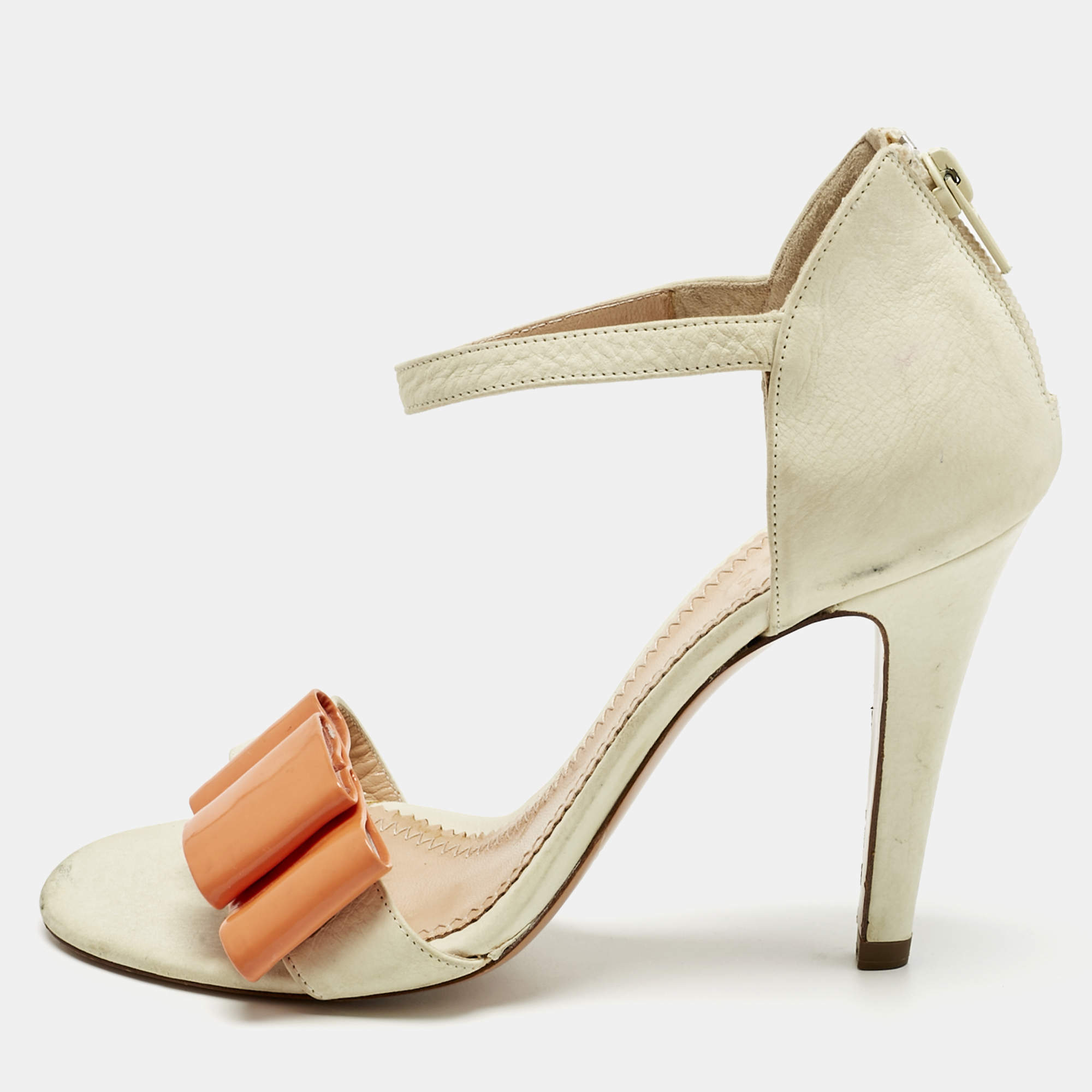 Pre Owned Chloe Cream Leather Bow  Ankle Strap Sandals Size 37