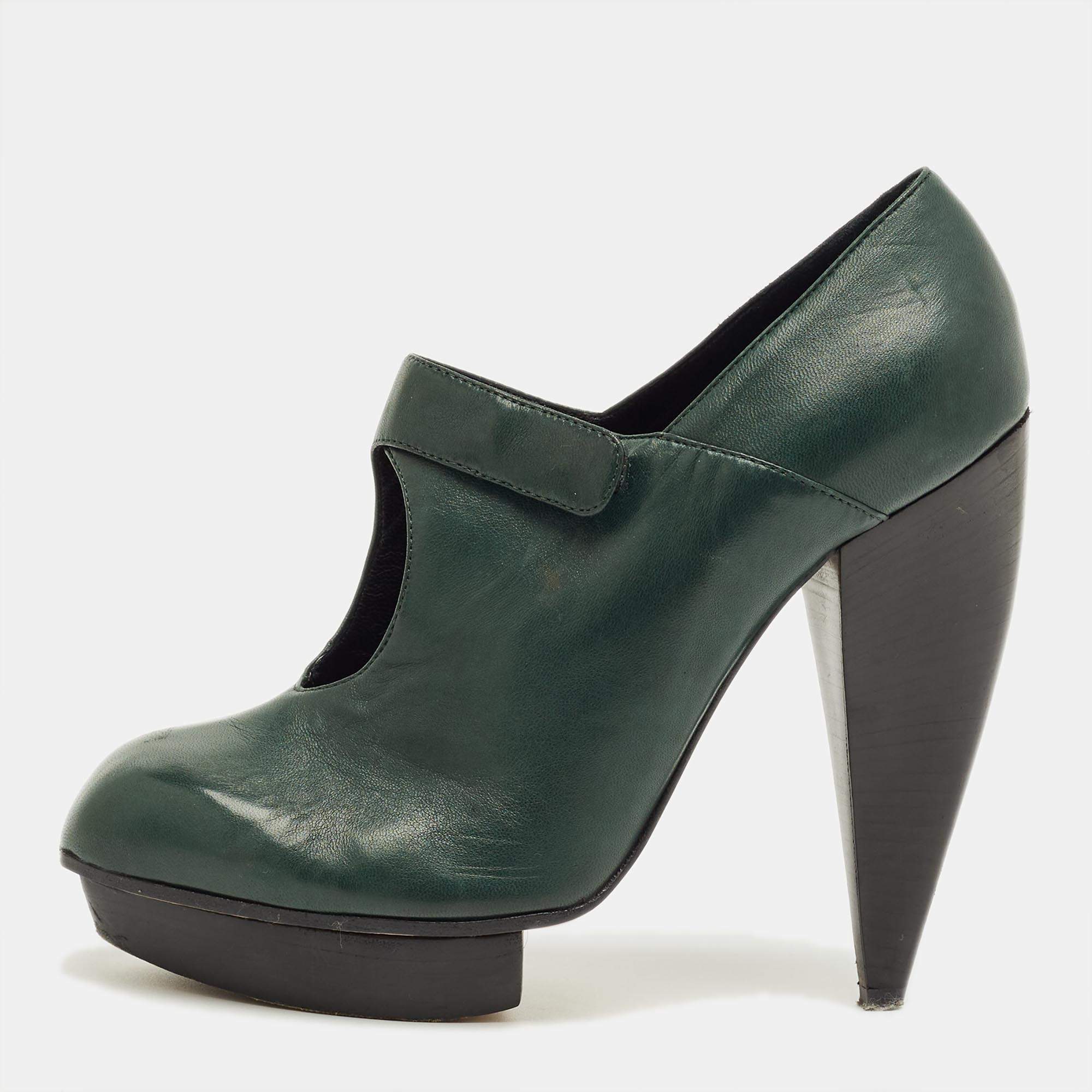 Pre Owned Chloe Green Leather Booties Size 37