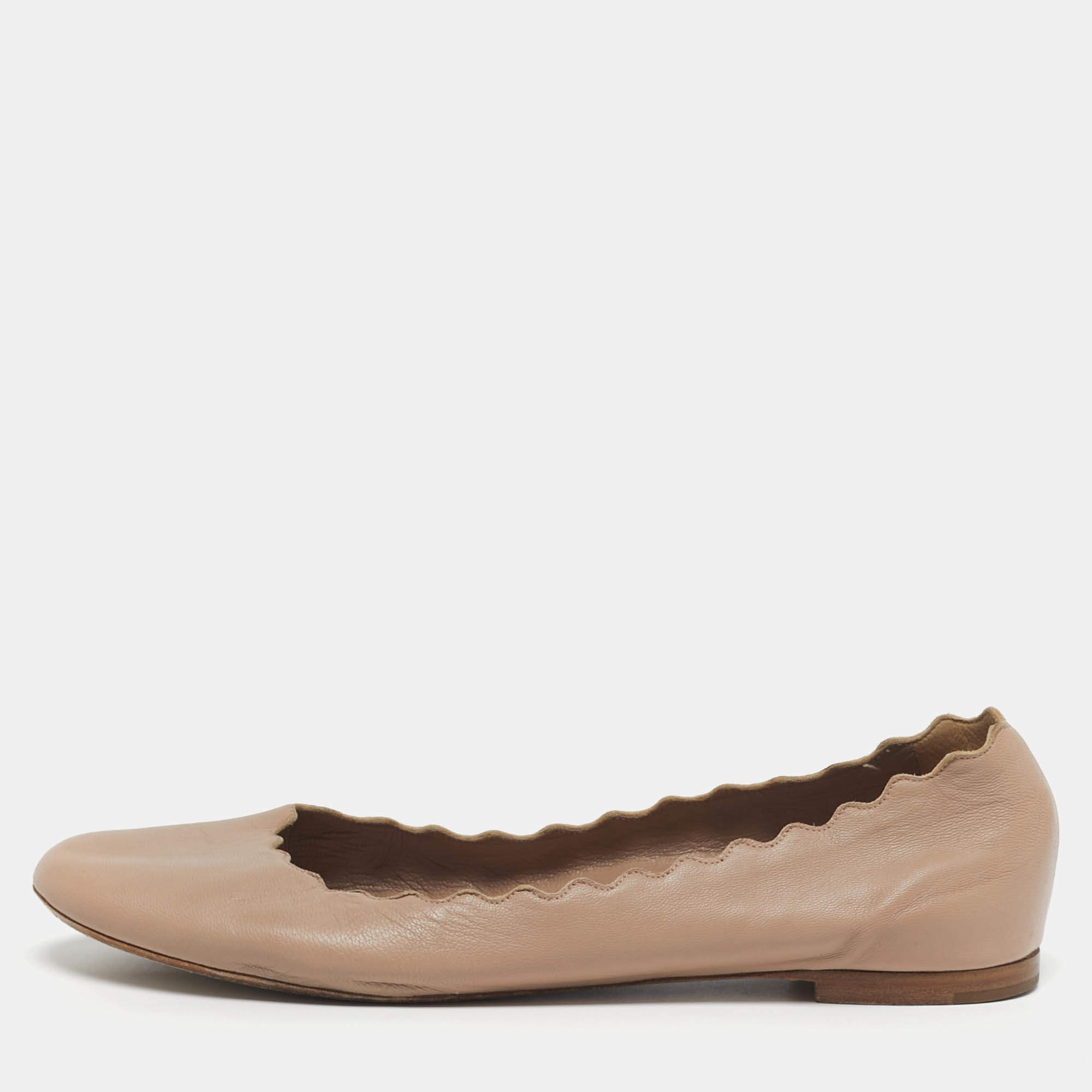مملوكة مسبقًا Chloe Lauren Scalloped Size 38.5 Beige Leather Ballet Flats