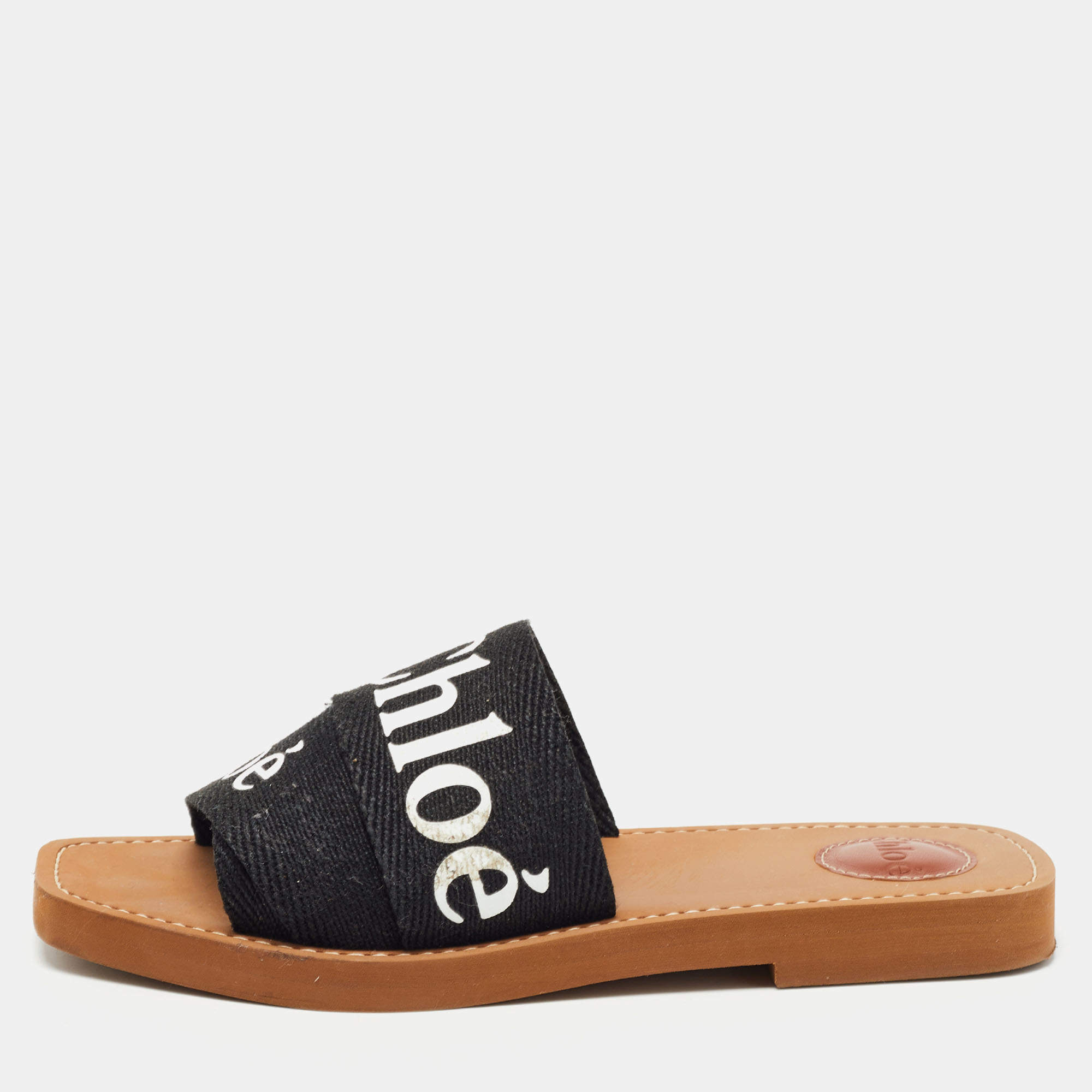 مملوكة مسبقًا Chloe Black Canvas Logo Ribbon Woody Flat  Slides Size 38 