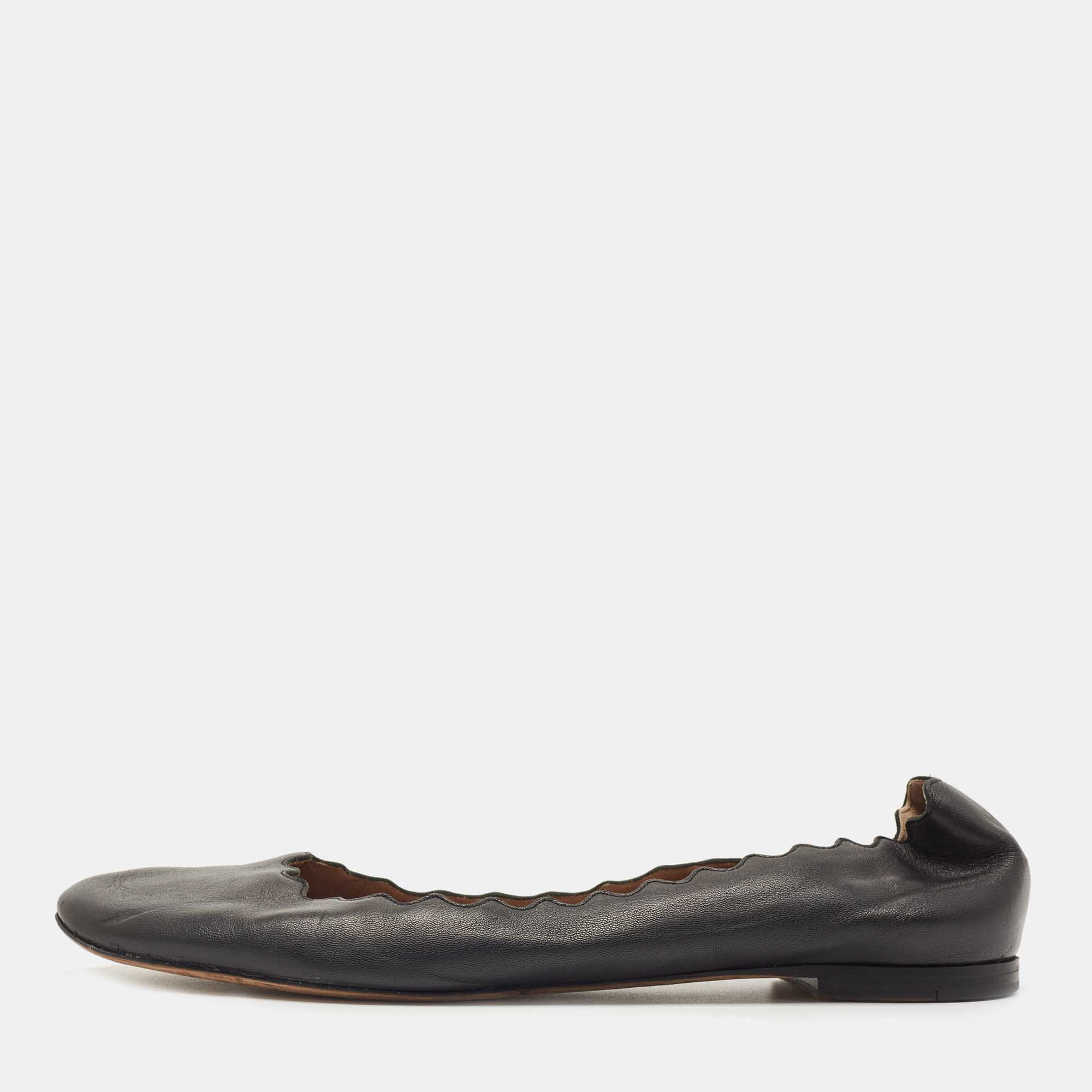 Pre Owned Chloe Black Leather Scalloped Ballet Flats Size 38.5