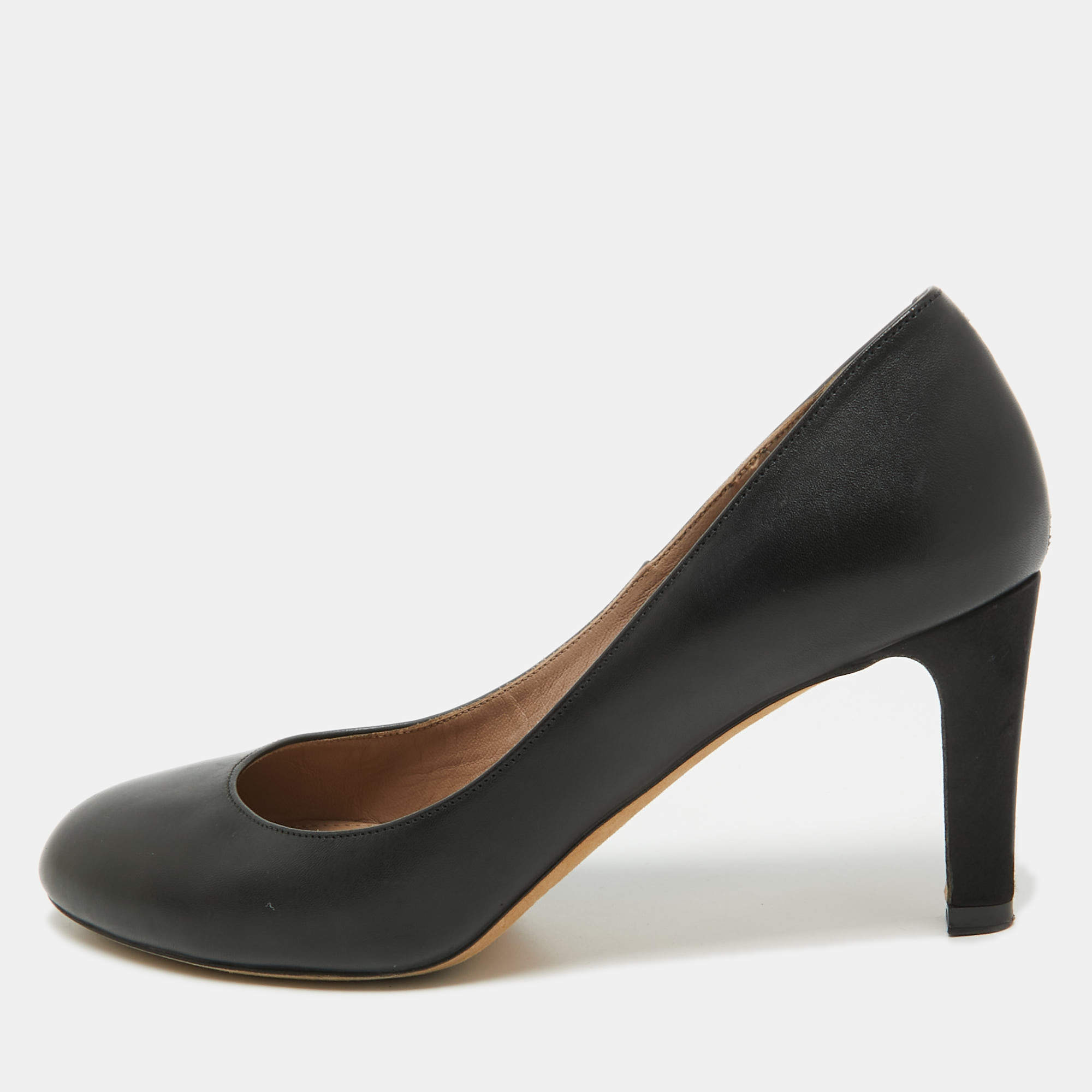 مملوكة مسبقًا Chloe Black Leather Round Toe Pumps Size 38