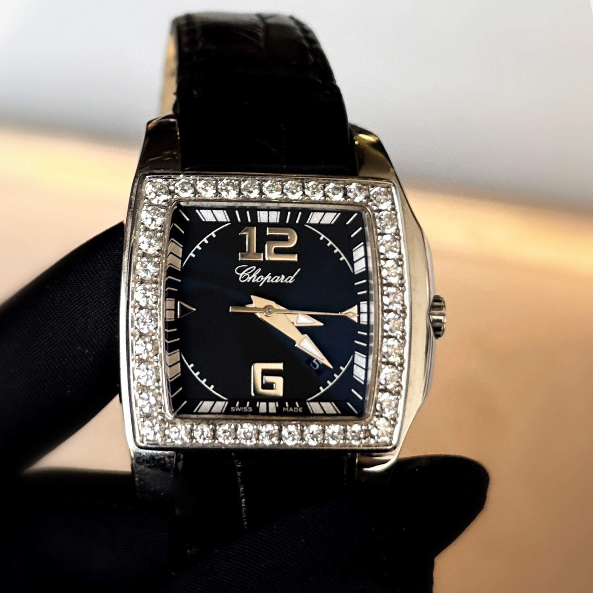 Chopard Customised Diamond Stainless Steel Two O Ten 128464-3006 Quartz Women's Wristwatch 29 mm