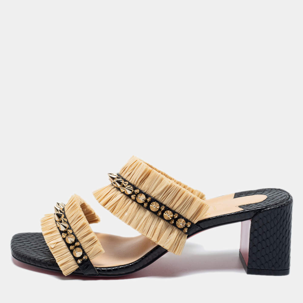 مملوكة مسبقًا Christian Louboutin Beige/Black Raffia and Spiked Leather Marivodu Slide Sandals Size 37