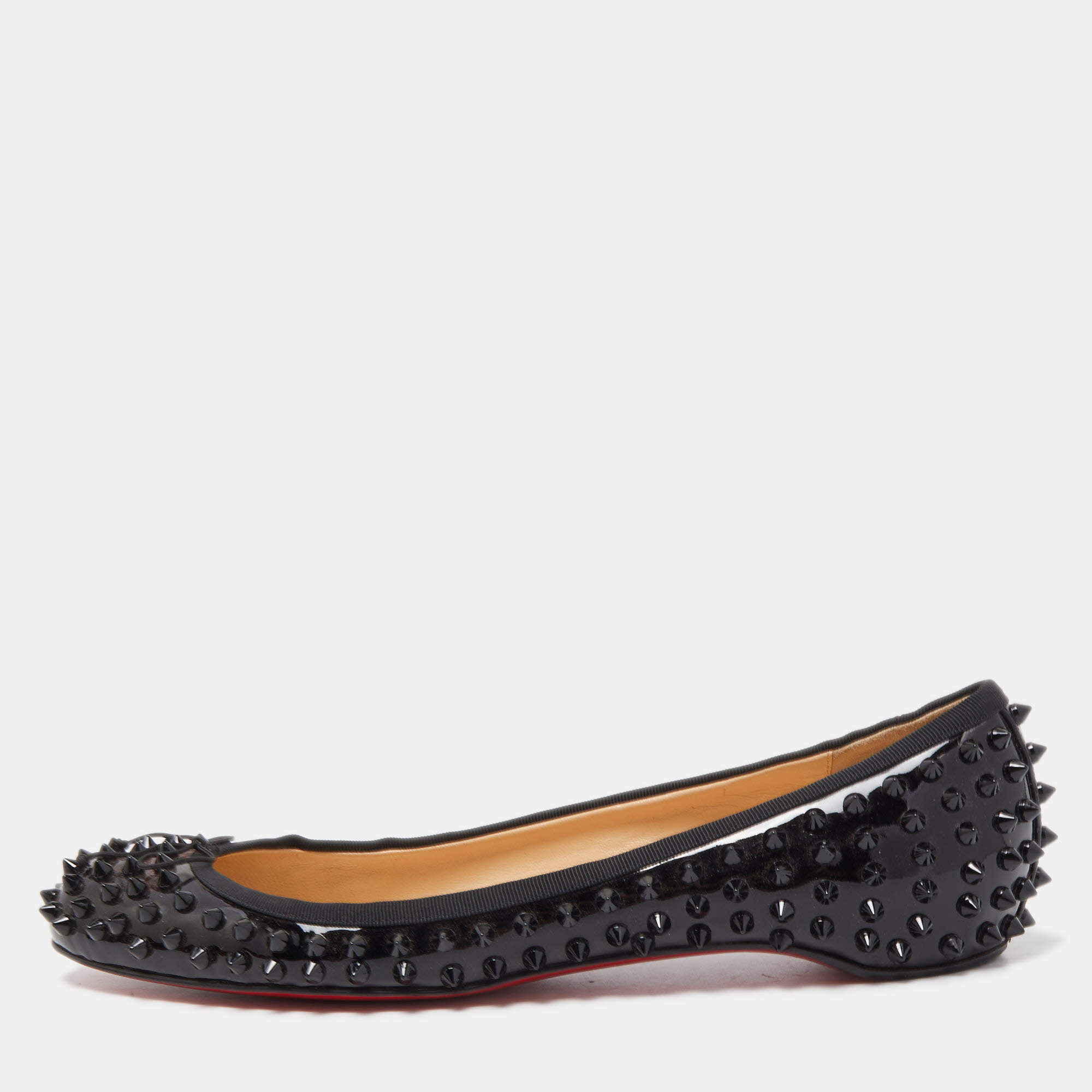 مملوكة مسبقًا Christian Louboutin Black Patent Leather Spiked Big Kiss Ballet Flats Size 41