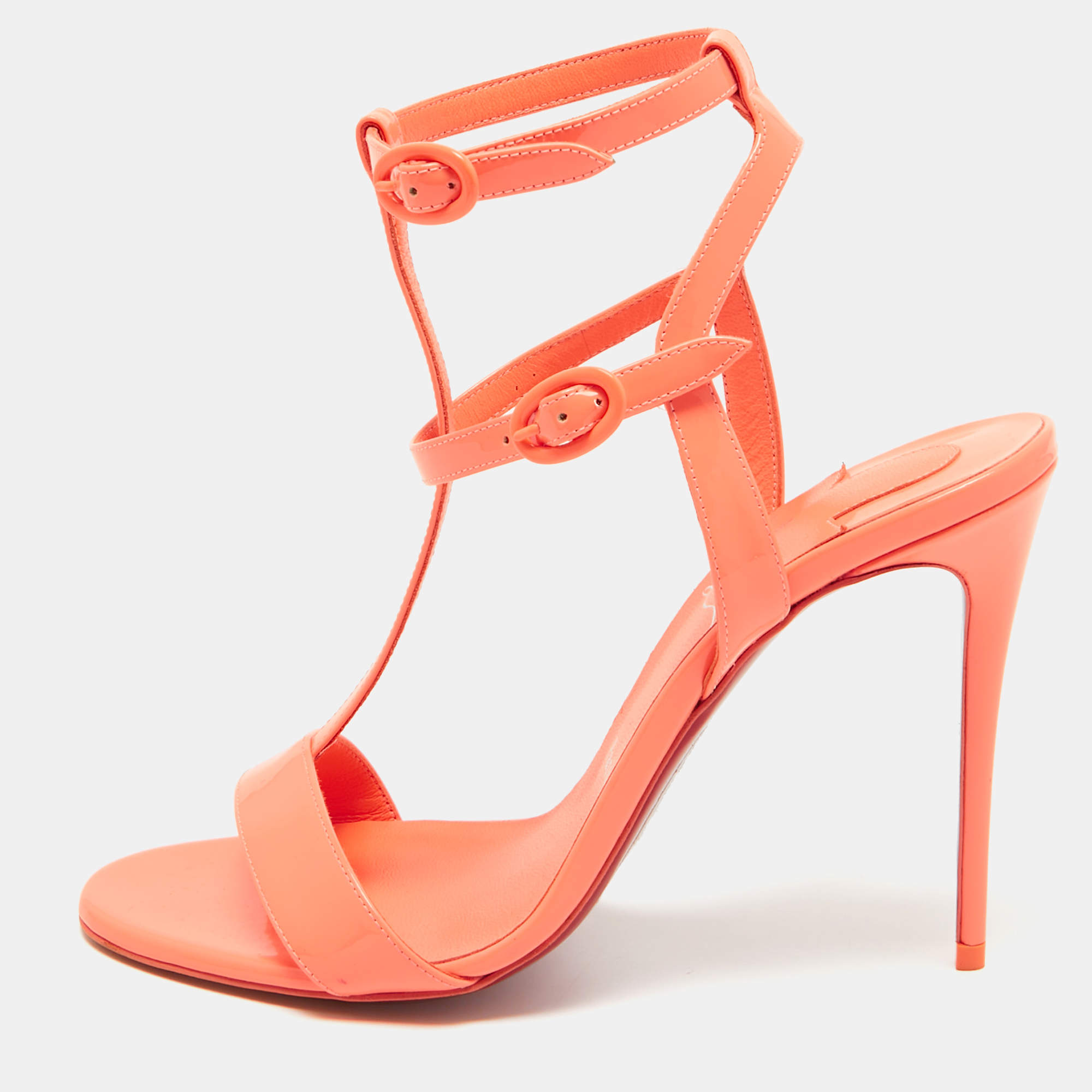 مملوكة مسبقًا Christian Louboutin Peach Pink Patent Leather Mara Sandals Size 39