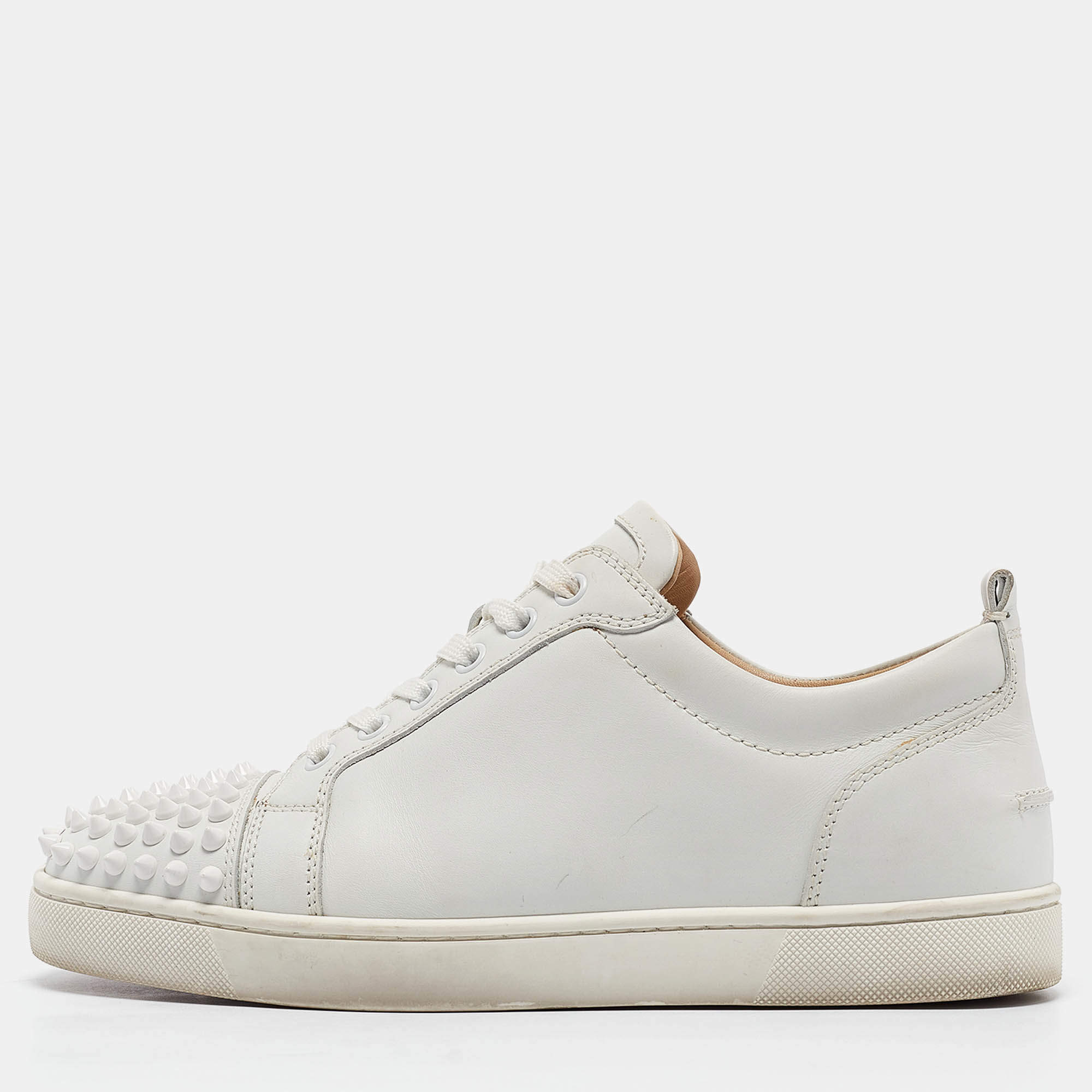 luxury-women-christian-