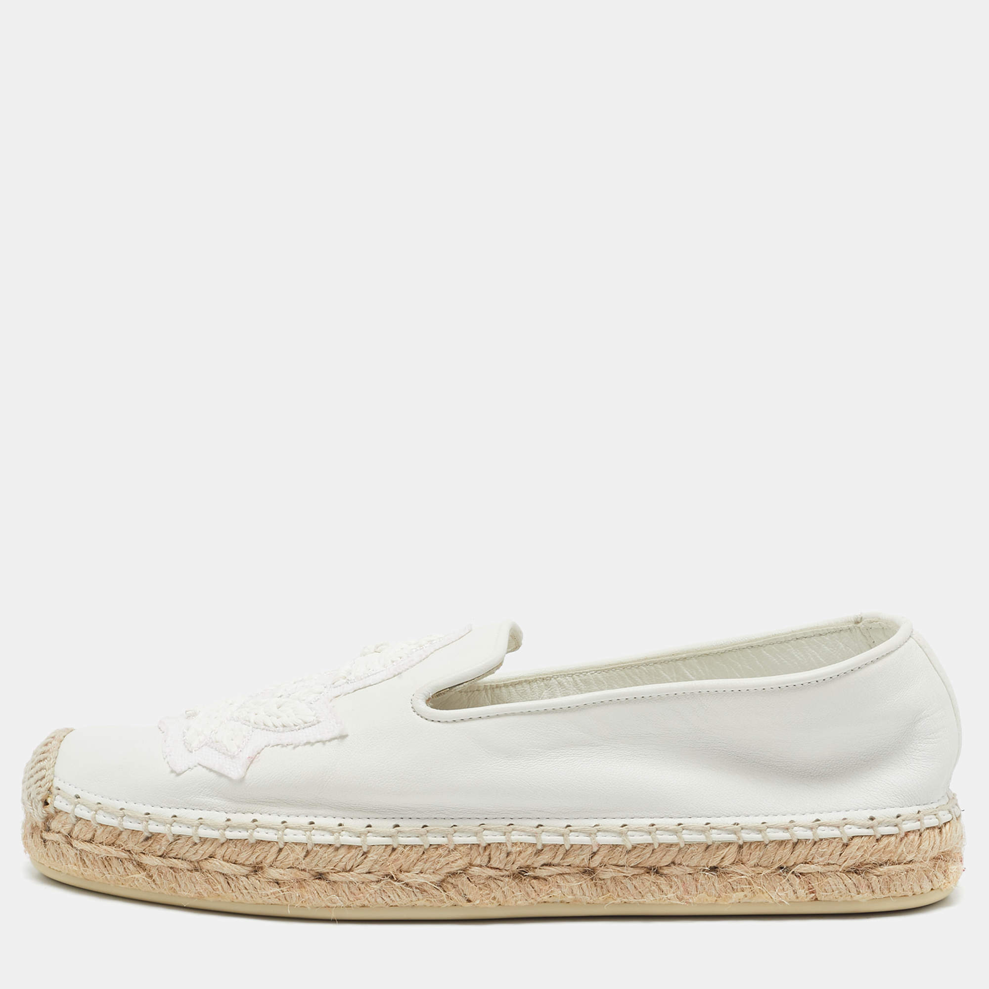 مملوكة مسبقًا Christian Louboutin White Leather Nanou Orlato Espadrille Flats Size 35
