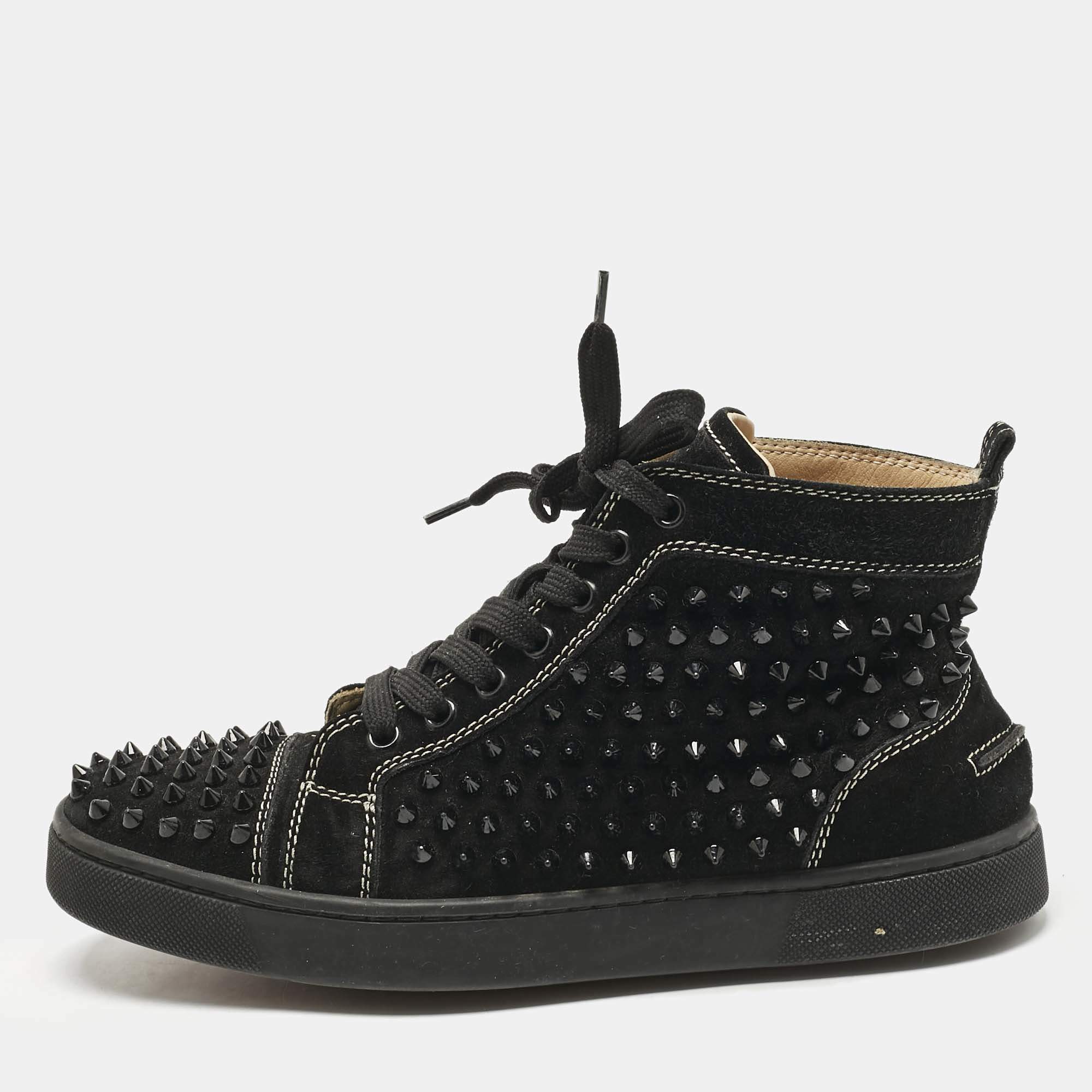Pre Owned Christian Louboutin Black Suede Lou Spikes Sneakers Size 39.5