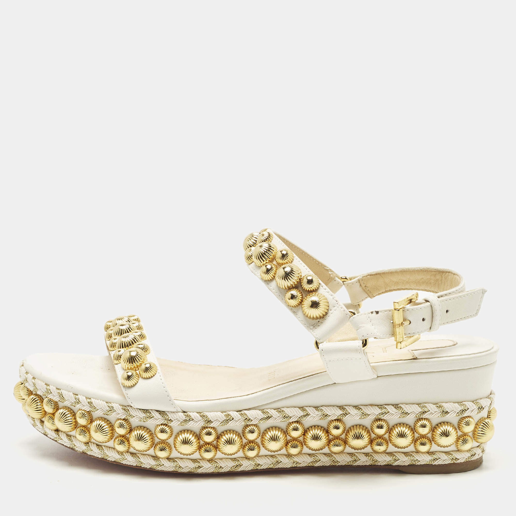 مملوكة مسبقًا Christian Louboutin Ronda clou Size 37 Cream Leather Platform Sandals